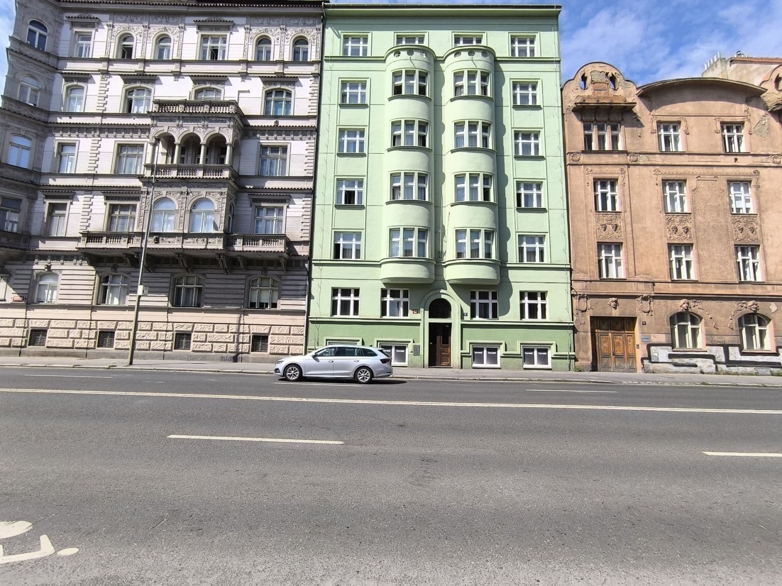 1 bedroom with open-plan kitchen flat to rent, 45 m², Strakonická, Prague, Prague 1 bedroom with open-plan kitchen flat to rent, 45 m², Strakonická, Prague, Prague