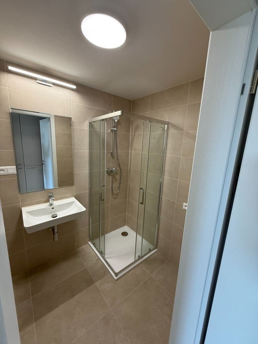 Studio flat to rent, 32 m², Jáchymovská, Prague, Prague Studio flat to rent, 32 m², Jáchymovská, Prague, Prague