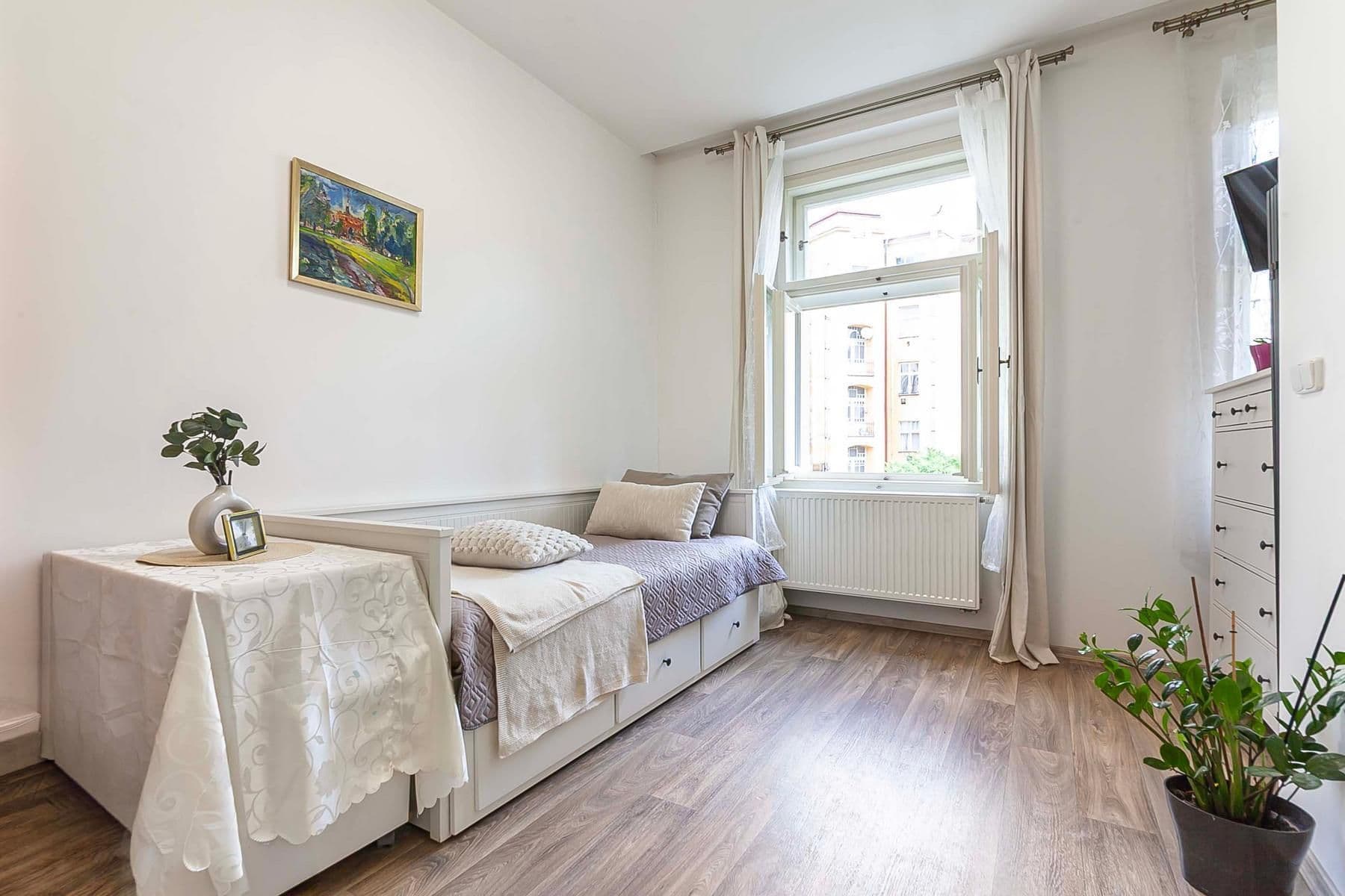 1 bedroom with open-plan kitchen flat for sale, 41 m², Orelská, Prague, Prague 1 bedroom with open-plan kitchen flat for sale, 41 m², Orelská, Prague, Prague