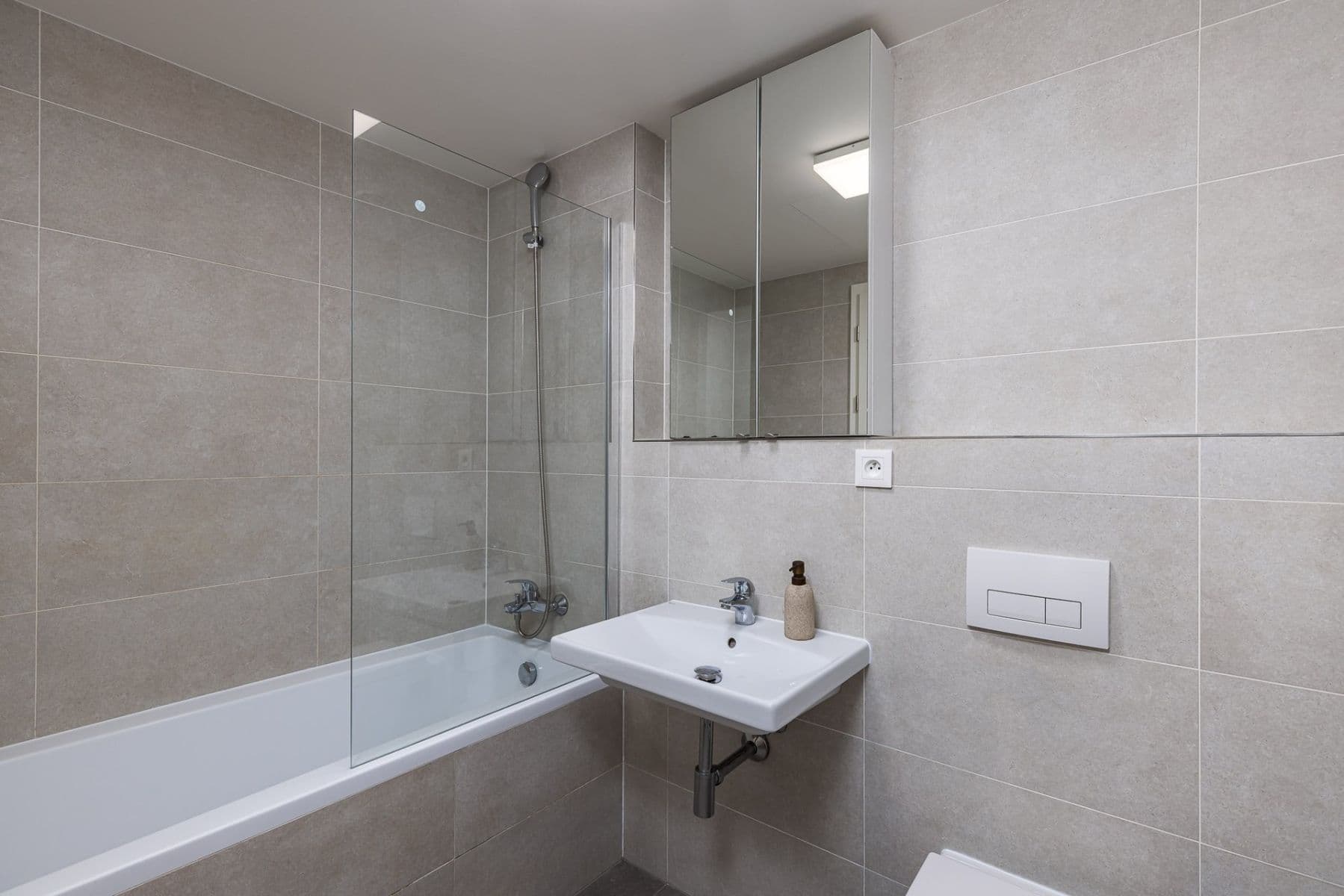 Studio flat to rent, 33 m², Smržových, Prague, Prague Studio flat to rent, 33 m², Smržových, Prague, Prague