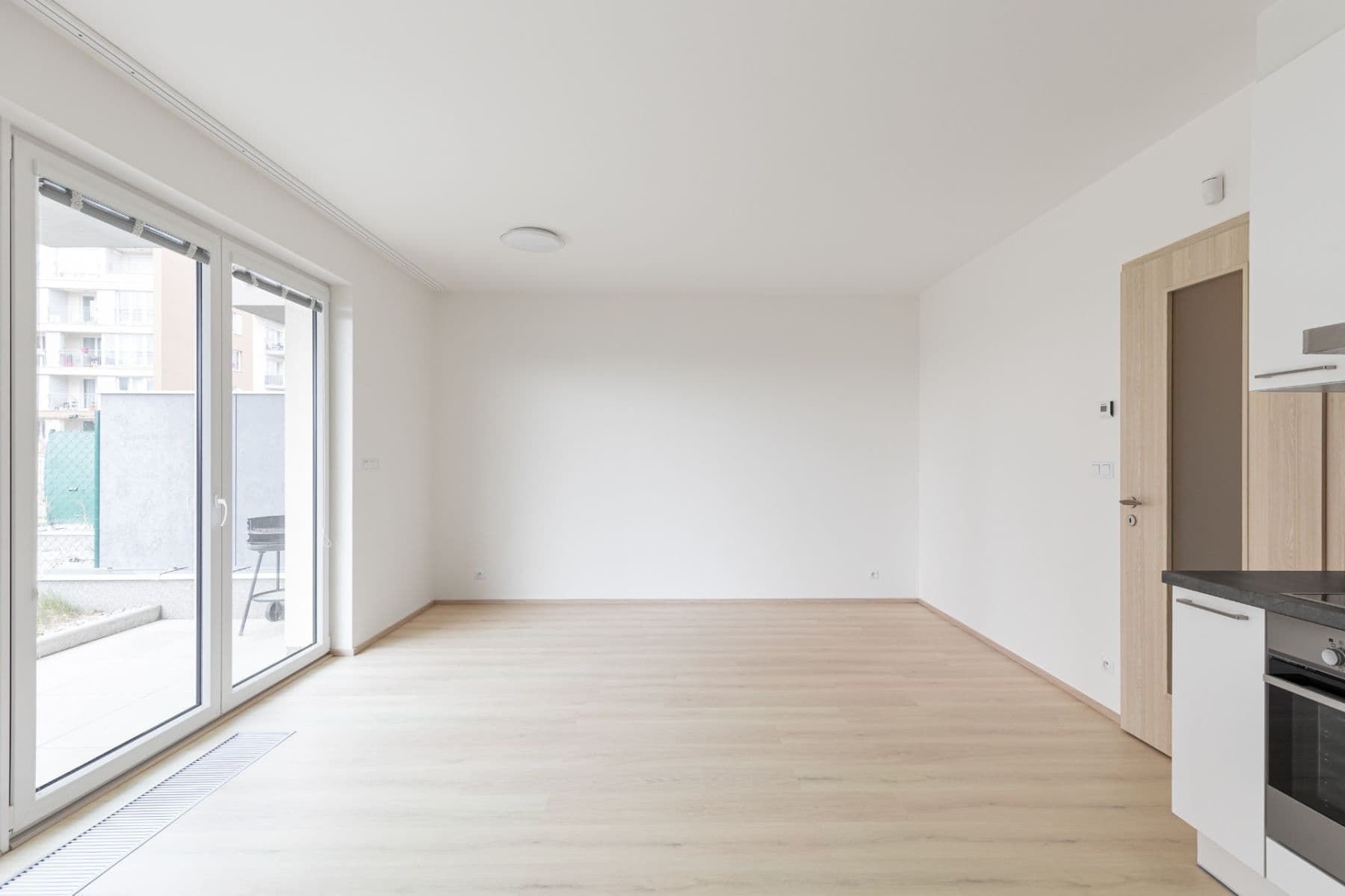 Studio flat to rent, 37 m², Toufarova, Prague, Prague Studio flat to rent, 37 m², Toufarova, Prague, Prague