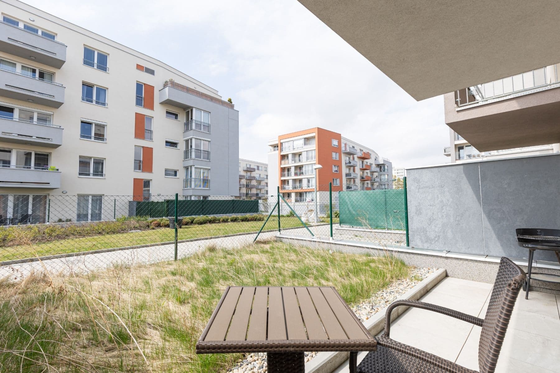 Studio flat to rent, 37 m², Toufarova, Prague, Prague Studio flat to rent, 37 m², Toufarova, Prague, Prague