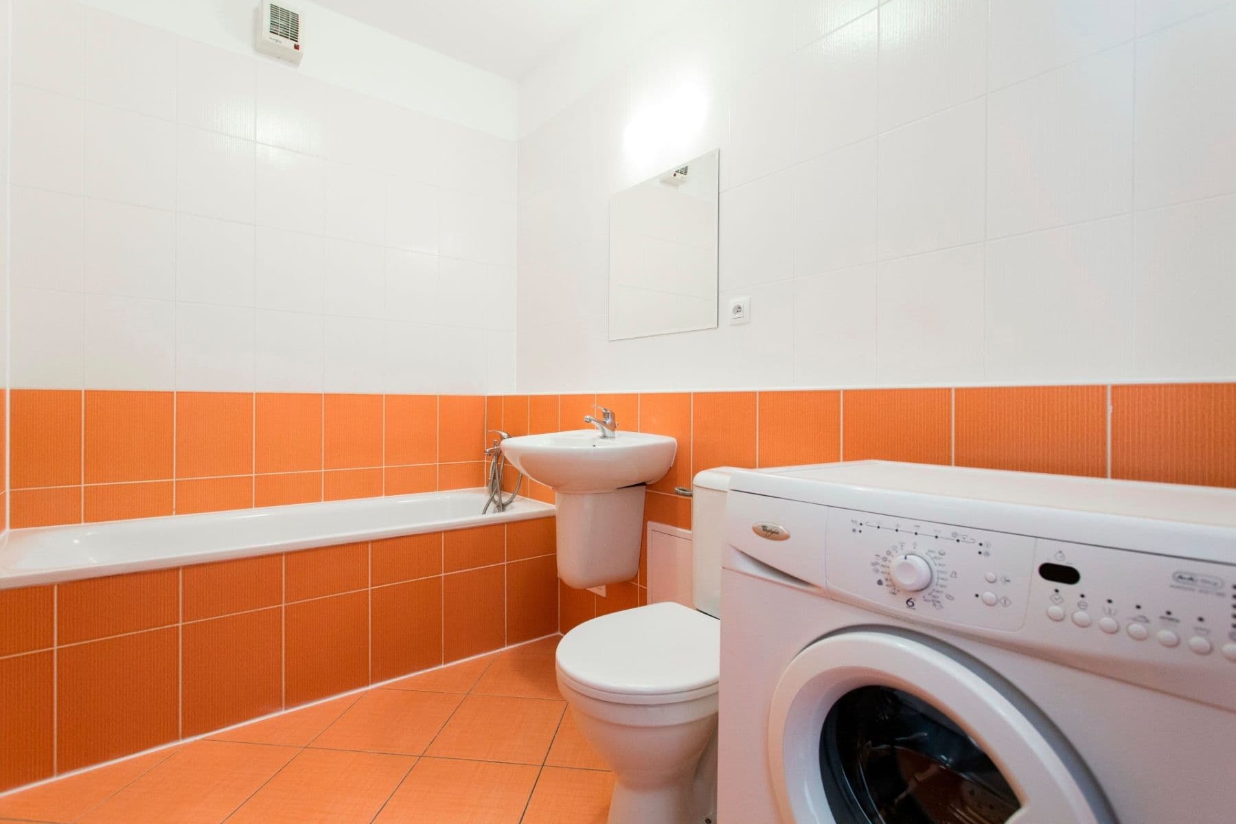 1 bedroom with open-plan kitchen flat to rent, 48 m², Pod Harfou, Prague, Prague 1 bedroom with open-plan kitchen flat to rent, 48 m², Pod Harfou, Prague, Prague