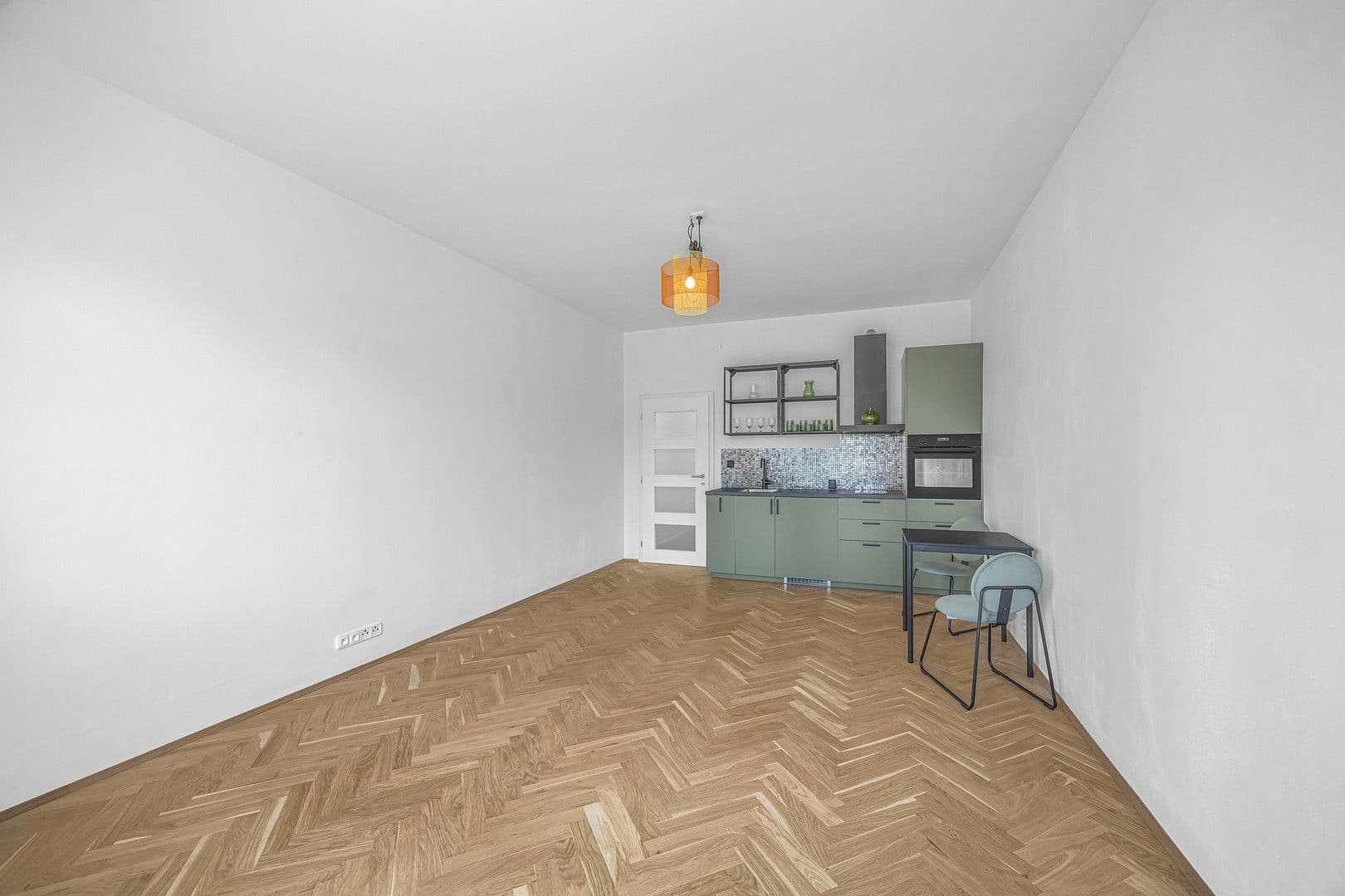 Studio flat to rent, 30 m², Jakutská, Prague, Prague Studio flat to rent, 30 m², Jakutská, Prague, Prague