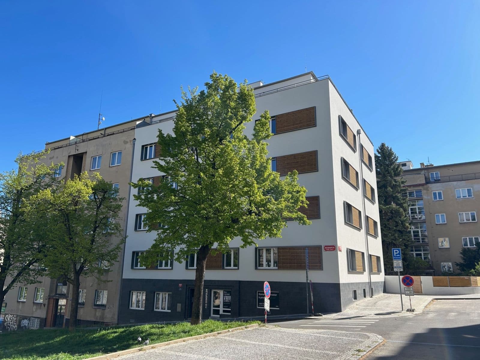 1 bedroom with open-plan kitchen flat to rent, 47 m², Pod Drinopolem, Prague, Prague 1 bedroom with open-plan kitchen flat to rent, 47 m², Pod Drinopolem, Prague, Prague