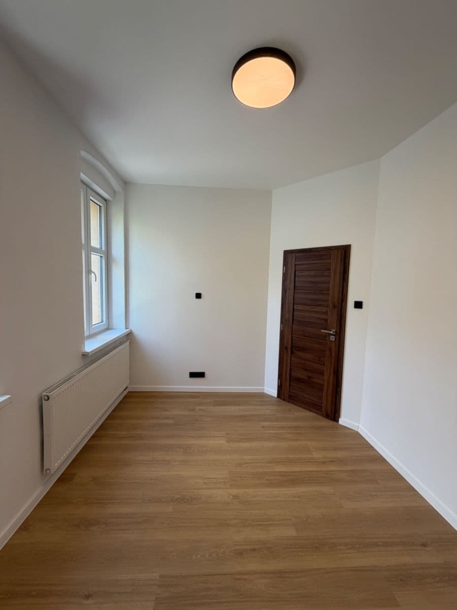 1 bedroom with open-plan kitchen flat for sale, 43 m², Závodu míru, Karlovy Vary, Karlovarský Region 1 bedroom with open-plan kitchen flat for sale, 43 m², Závodu míru, Karlovy Vary, Karlovarský Region