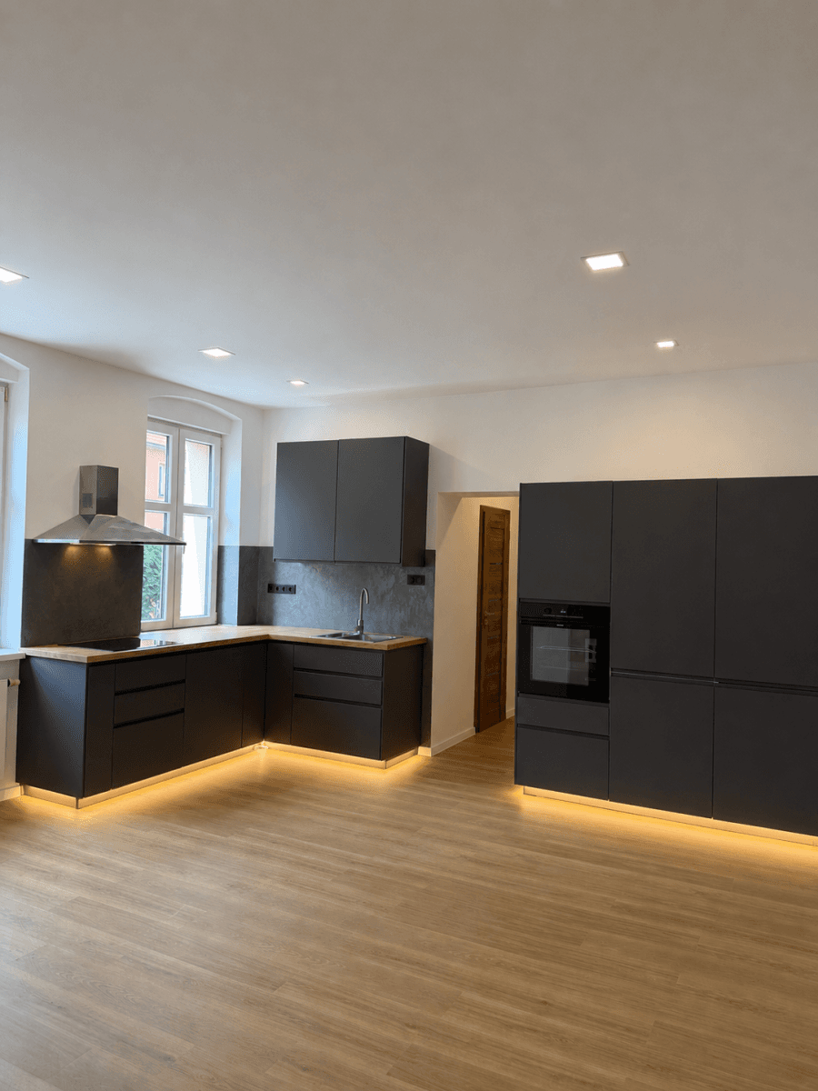1 bedroom with open-plan kitchen flat for sale, 43 m², Závodu míru, Karlovy Vary, Karlovarský Region 1 bedroom with open-plan kitchen flat for sale, 43 m², Závodu míru, Karlovy Vary, Karlovarský Region