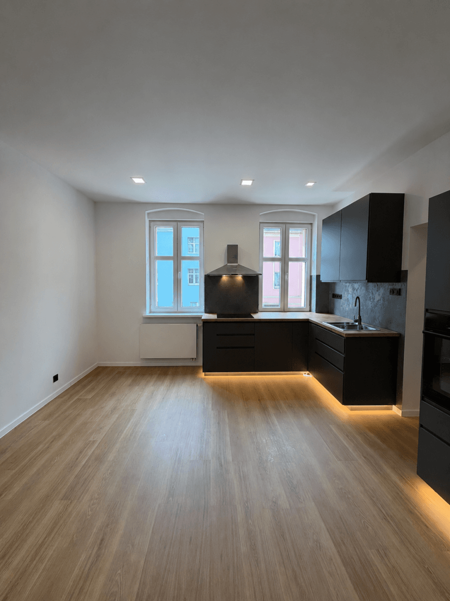 1 bedroom with open-plan kitchen flat for sale, 43 m², Závodu míru, Karlovy Vary, Karlovarský Region 1 bedroom with open-plan kitchen flat for sale, 43 m², Závodu míru, Karlovy Vary, Karlovarský Region