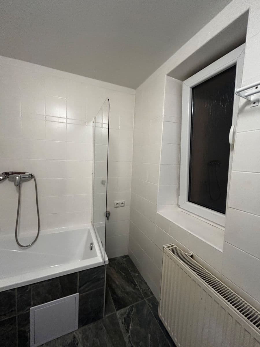 2 bedroom flat to rent, 54 m², Bezručova, Děčín, Ústecký Region 2 bedroom flat to rent, 54 m², Bezručova, Děčín, Ústecký Region