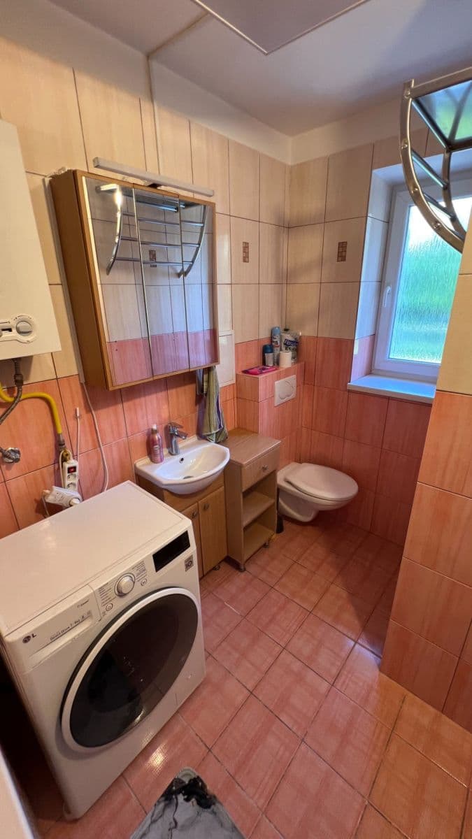 2 bedroom flat to rent, 54 m², Hrubínova, Neratovice, Středočeský Region 2 bedroom flat to rent, 54 m², Hrubínova, Neratovice, Středočeský Region
