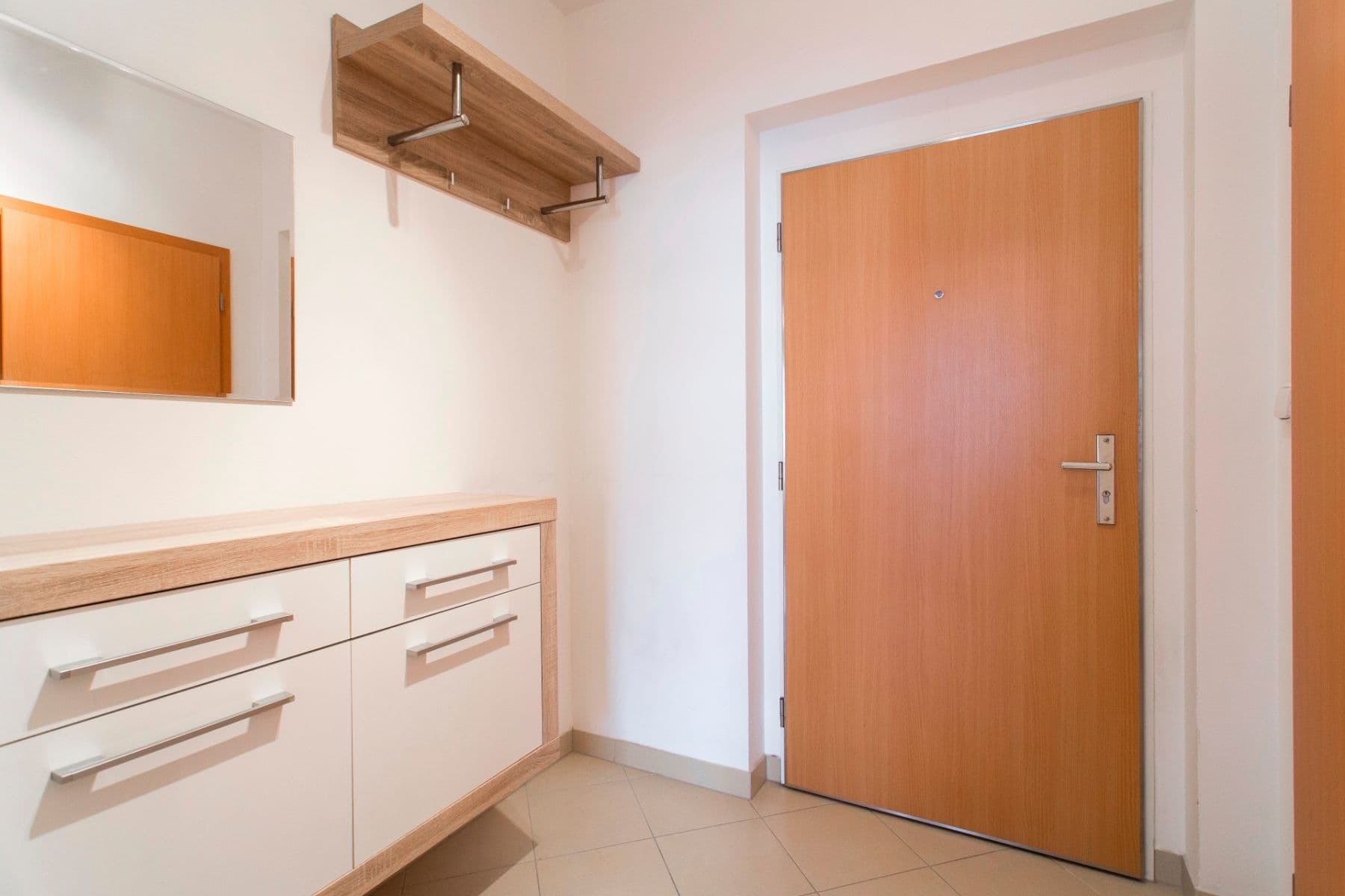 Studio flat to rent, 39 m², Pavla Beneše, Prague, Prague Studio flat to rent, 39 m², Pavla Beneše, Prague, Prague