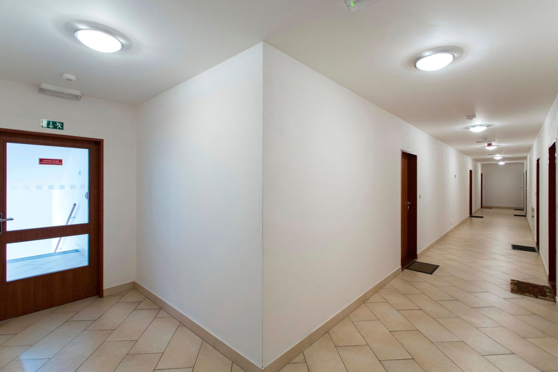 Studio flat to rent, 39 m², Pavla Beneše, Prague, Prague Studio flat to rent, 39 m², Pavla Beneše, Prague, Prague