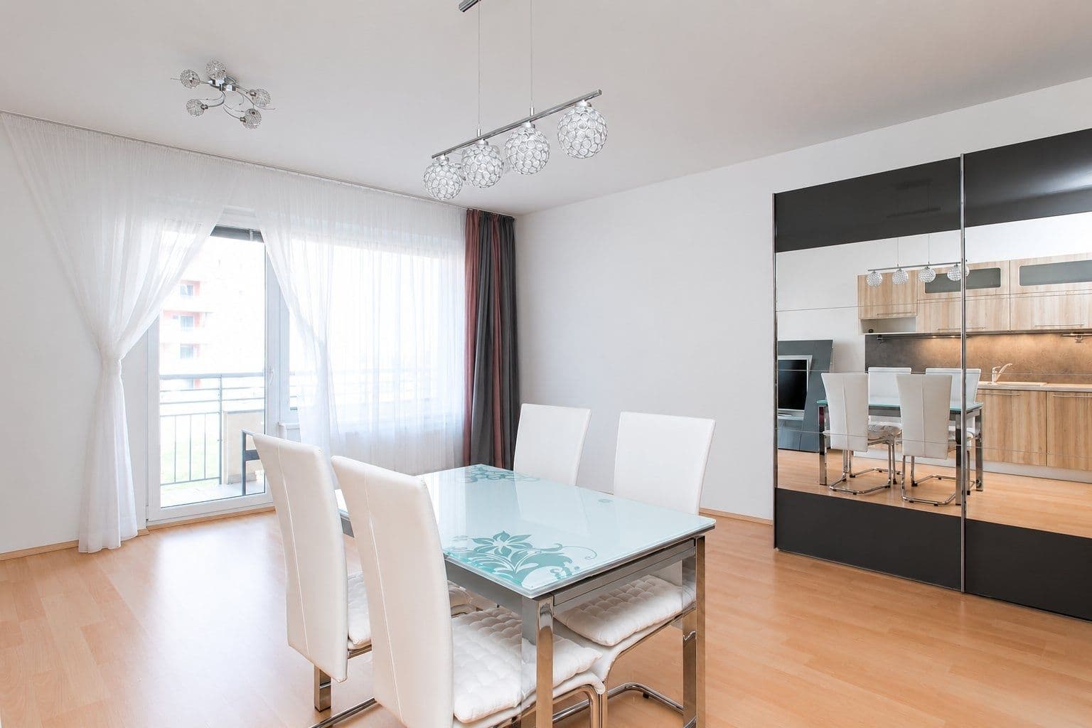 Studio flat to rent, 39 m², Pavla Beneše, Prague, Prague Studio flat to rent, 39 m², Pavla Beneše, Prague, Prague