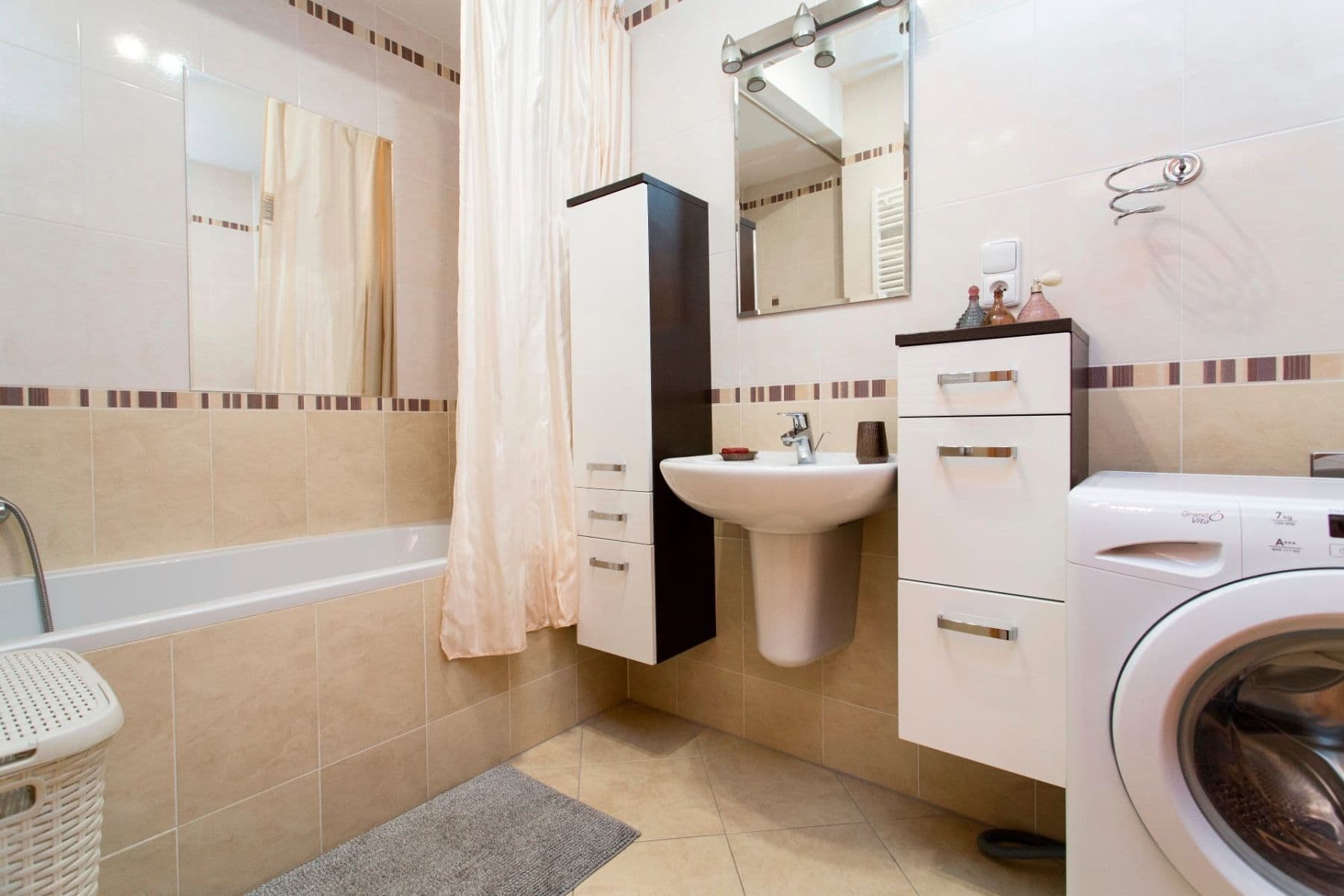 Studio flat to rent, 39 m², Pavla Beneše, Prague, Prague Studio flat to rent, 39 m², Pavla Beneše, Prague, Prague