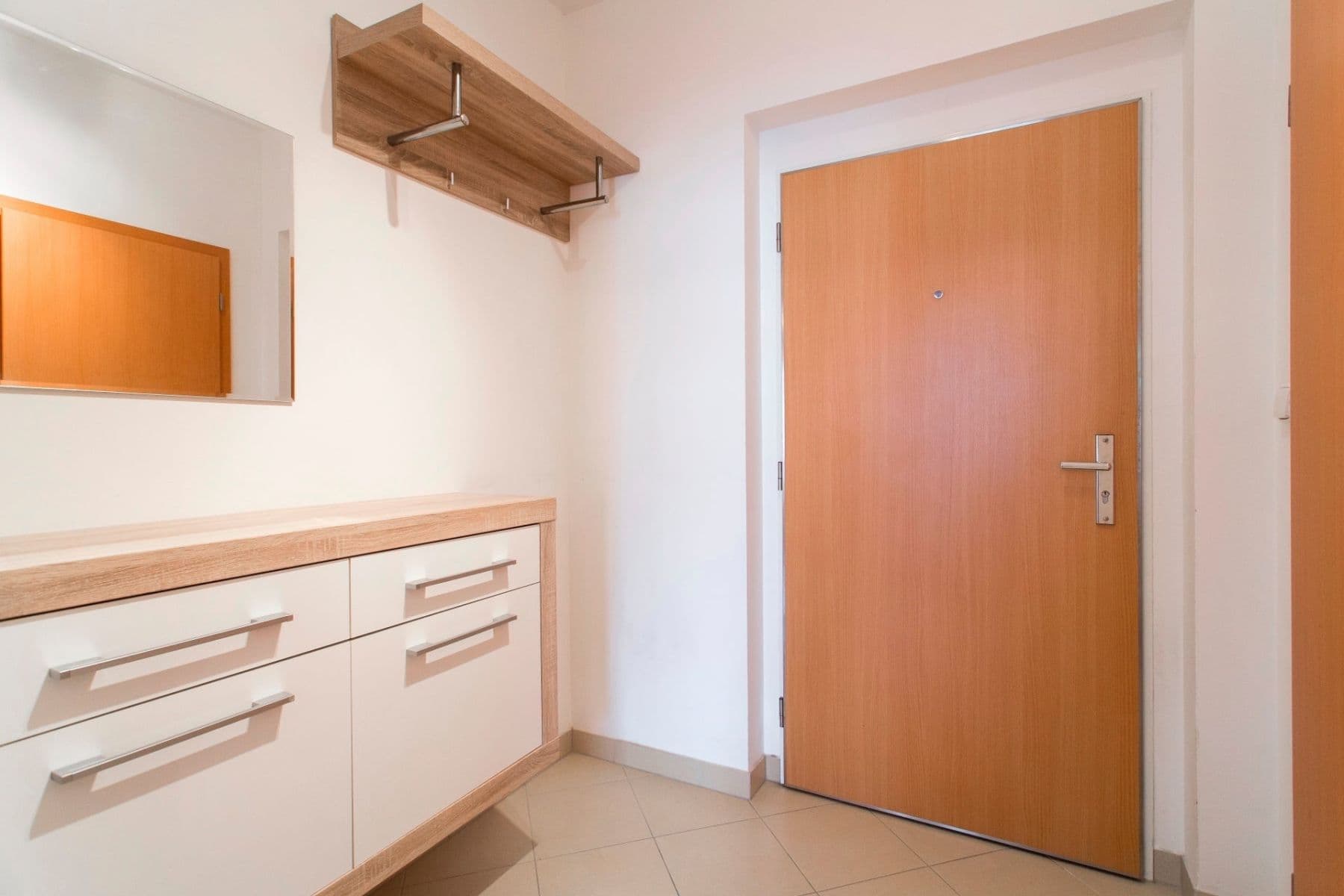 Studio flat to rent, 39 m², Pavla Beneše, Prague, Prague Studio flat to rent, 39 m², Pavla Beneše, Prague, Prague