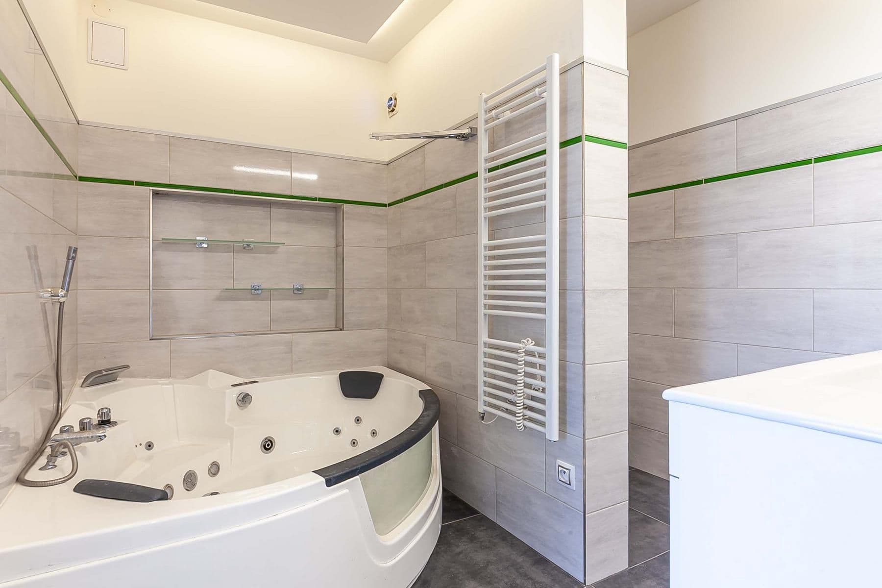 2 bedroom with open-plan kitchen flat for sale, 94 m², Seydlerova, Praha, Prague 2 bedroom with open-plan kitchen flat for sale, 94 m², Seydlerova, Praha, Prague
