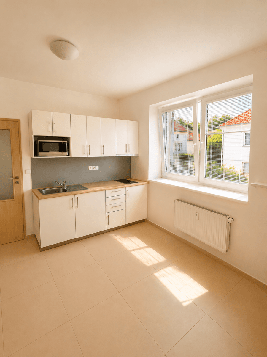 Studio flat to rent, 19 m², Sadařská, Brno, Jihomoravský Region Studio flat to rent, 19 m², Sadařská, Brno, Jihomoravský Region