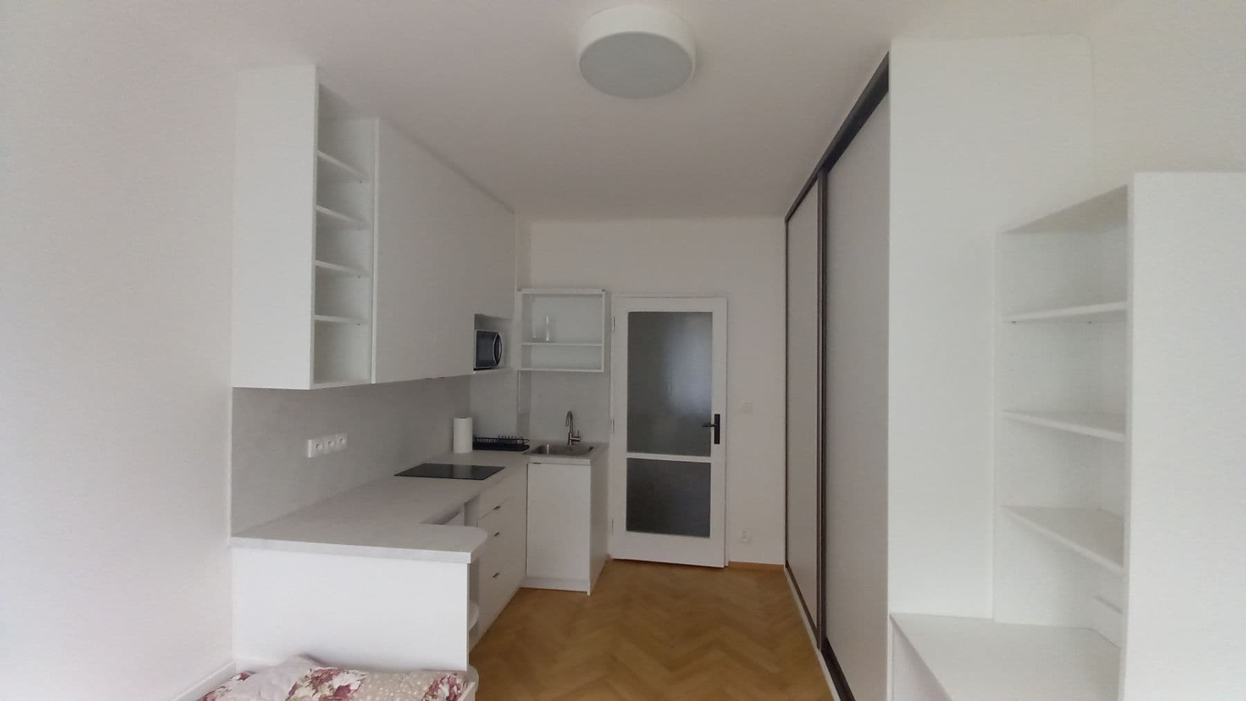 Studio flat to rent, 17 m², Jerevanská, Prague, Prague Studio flat to rent, 17 m², Jerevanská, Prague, Prague