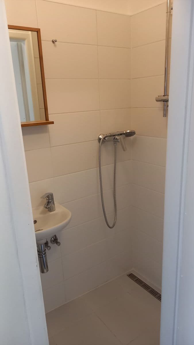 Studio flat to rent, 17 m², Jerevanská, Prague, Prague Studio flat to rent, 17 m², Jerevanská, Prague, Prague