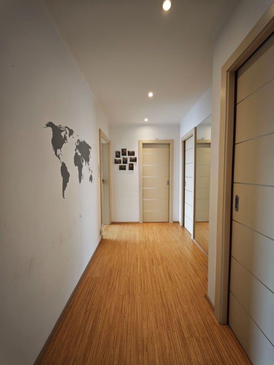 2 bedroom with open-plan kitchen flat to rent, 86 m², Nad Smetankou, Prague, Prague 2 bedroom with open-plan kitchen flat to rent, 86 m², Nad Smetankou, Prague, Prague