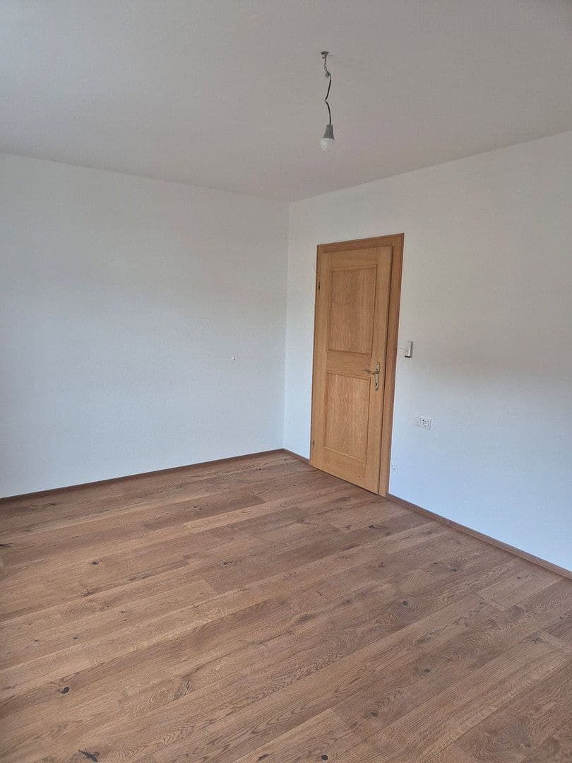 2 bedroom flat to rent, 90 m², Bahnhofstraße 6, Seekirchen am Wallersee, Salzburg 2 bedroom flat to rent, 90 m², Bahnhofstraße 6, Seekirchen am Wallersee, Salzburg