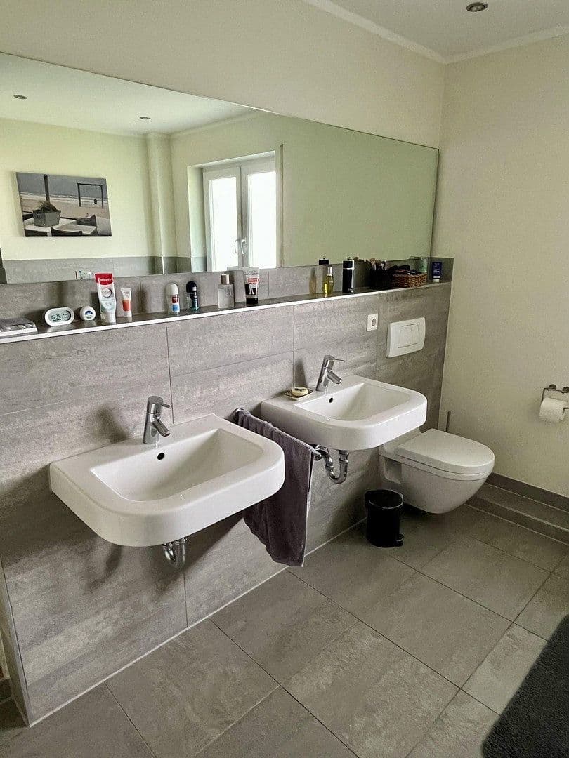 house for sale, 175 m², Hennef (Sieg), North Rhine-Westphalia house for sale, 175 m², Hennef (Sieg), North Rhine-Westphalia