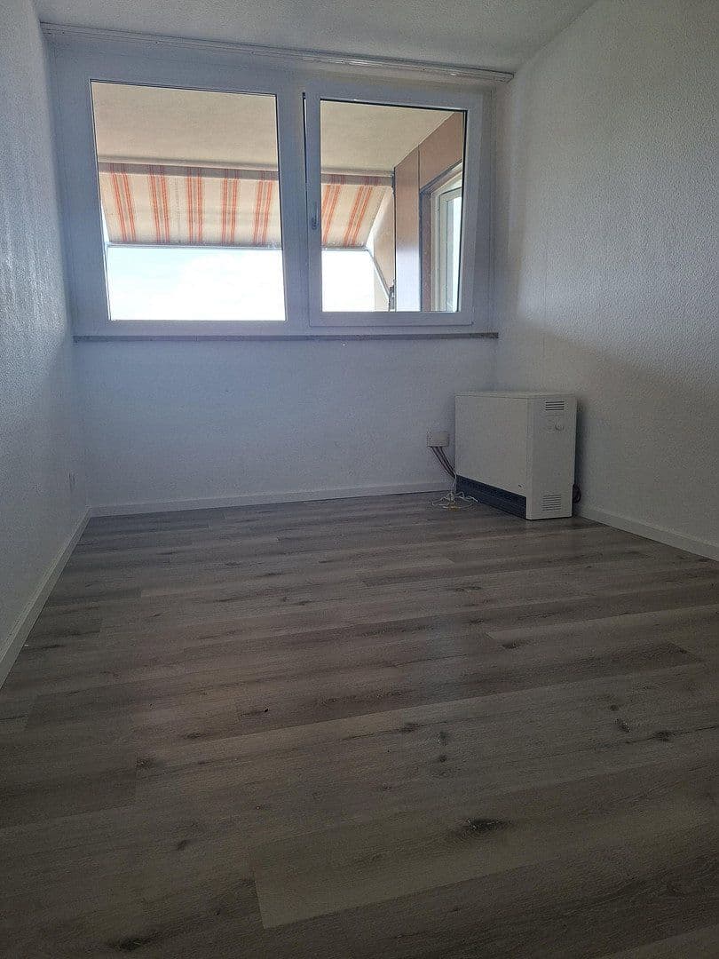 4 bedroom flat to rent, 108 m², Am Europakanal 38, Erlangen, Bavaria 4 bedroom flat to rent, 108 m², Am Europakanal 38, Erlangen, Bavaria