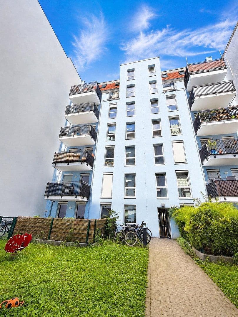 3 bedroom flat for sale, 72 m², Gürtelstr., Berlin, Berlin 3 bedroom flat for sale, 72 m², Gürtelstr., Berlin, Berlin