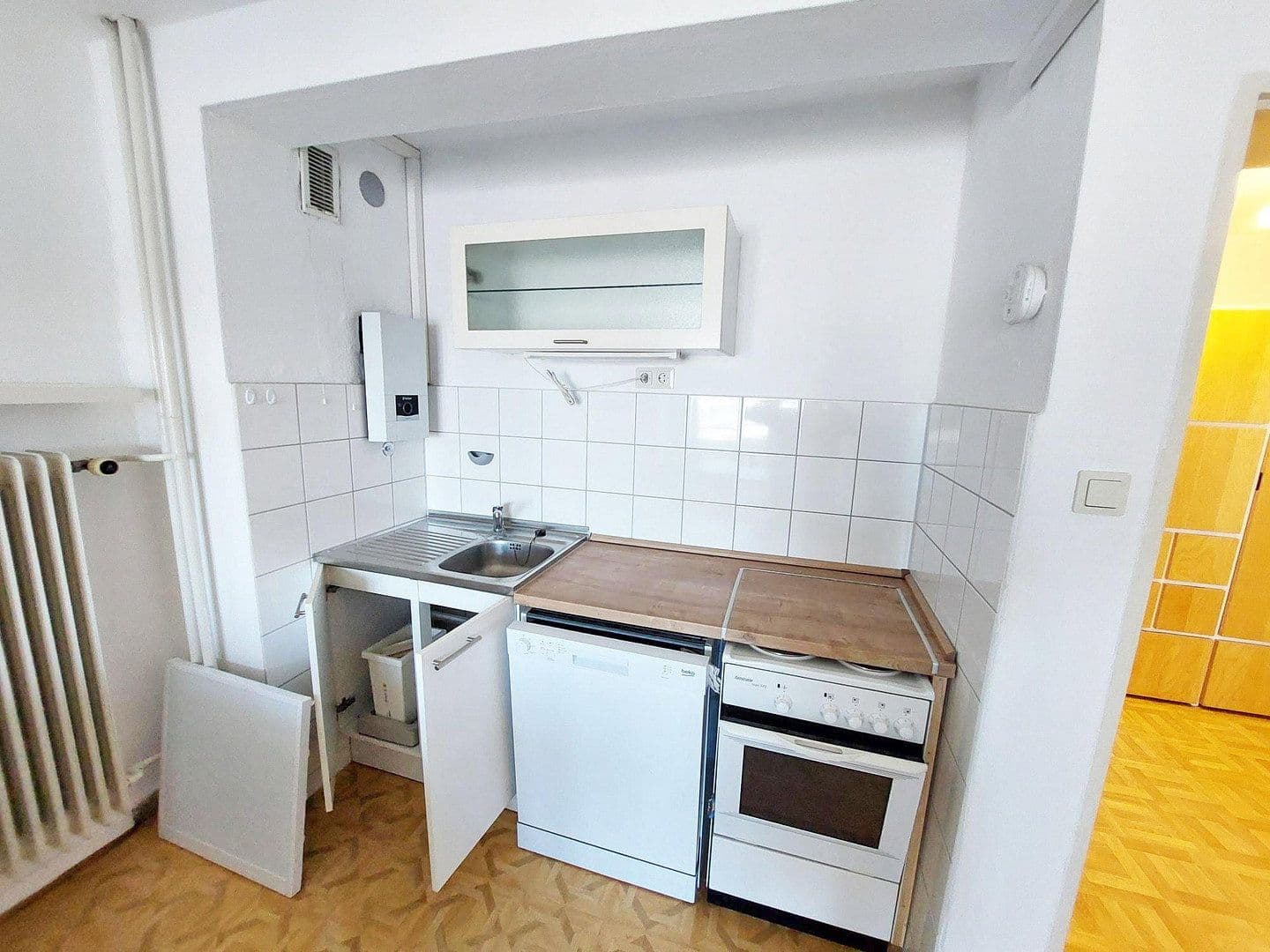 1 bedroom flat to rent, 45 m², Ludwigshafen, Rhineland-Palatinate 1 bedroom flat to rent, 45 m², Ludwigshafen, Rhineland-Palatinate
