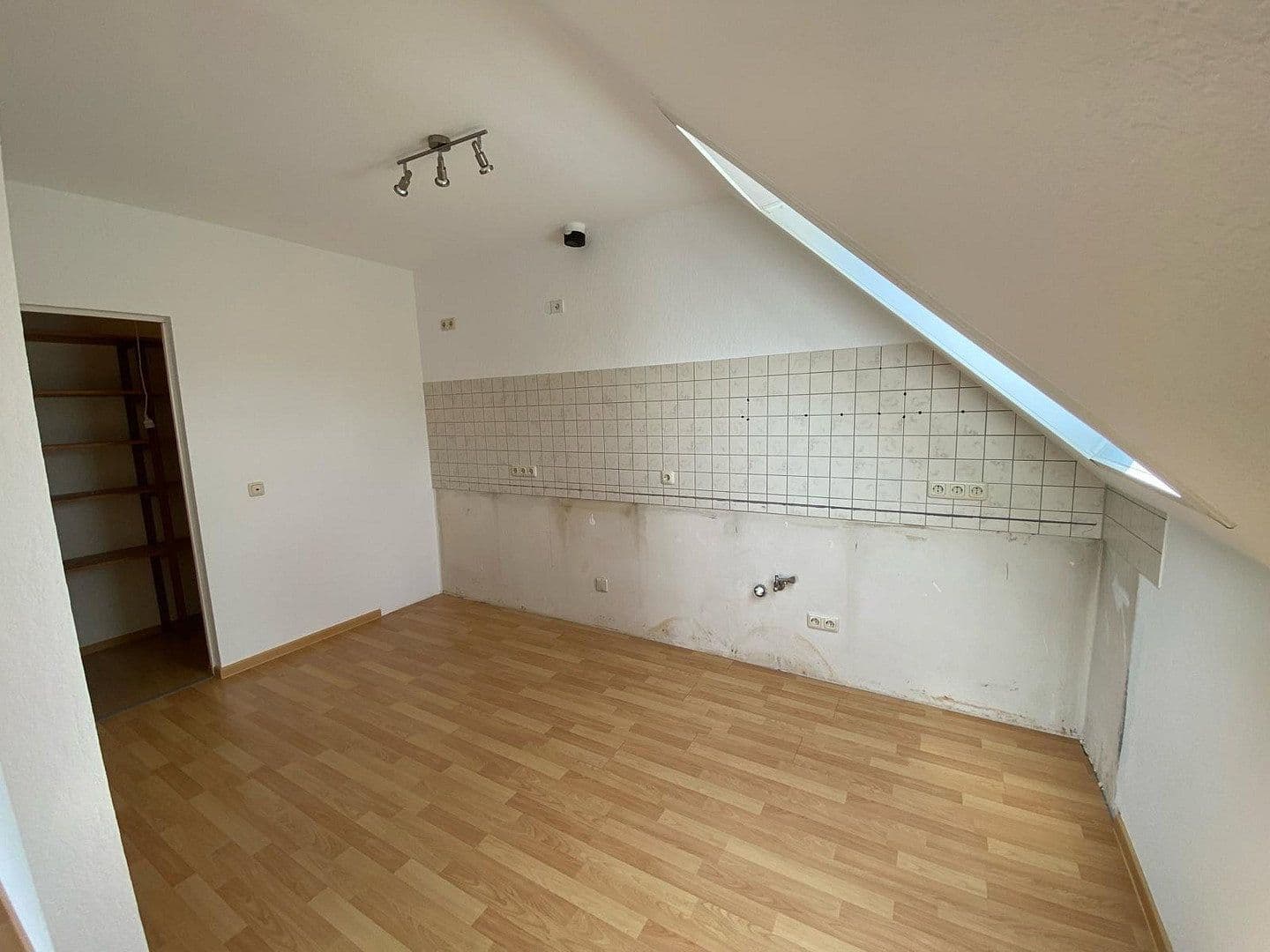 3 bedroom flat to rent, 82 m², Bergstraße 14, Sehlem, Rhineland-Palatinate 3 bedroom flat to rent, 82 m², Bergstraße 14, Sehlem, Rhineland-Palatinate