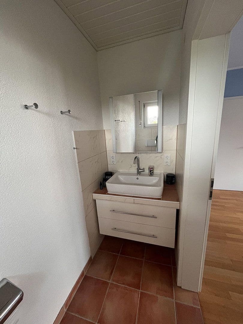 2 bedroom with open-plan kitchen flat to rent, 135 m², Messel, Hesse 2 bedroom with open-plan kitchen flat to rent, 135 m², Messel, Hesse