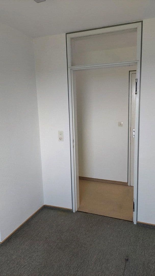 1 bedroom with open-plan kitchen flat to rent, 56 m², Reutlingen, Baden-Württemberg 1 bedroom with open-plan kitchen flat to rent, 56 m², Reutlingen, Baden-Württemberg
