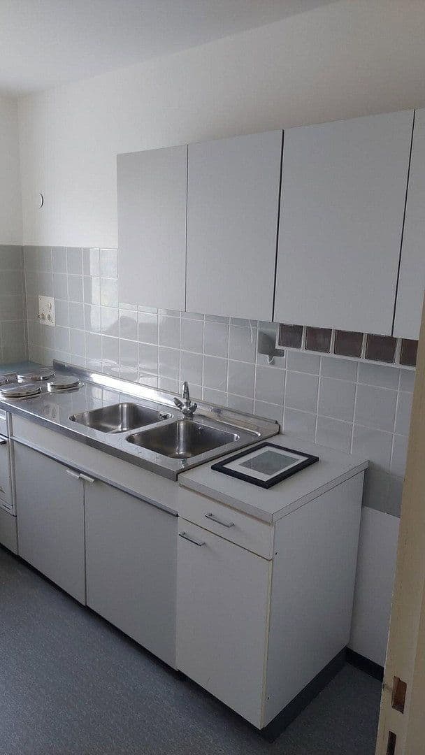 1 bedroom with open-plan kitchen flat to rent, 56 m², Reutlingen, Baden-Württemberg 1 bedroom with open-plan kitchen flat to rent, 56 m², Reutlingen, Baden-Württemberg