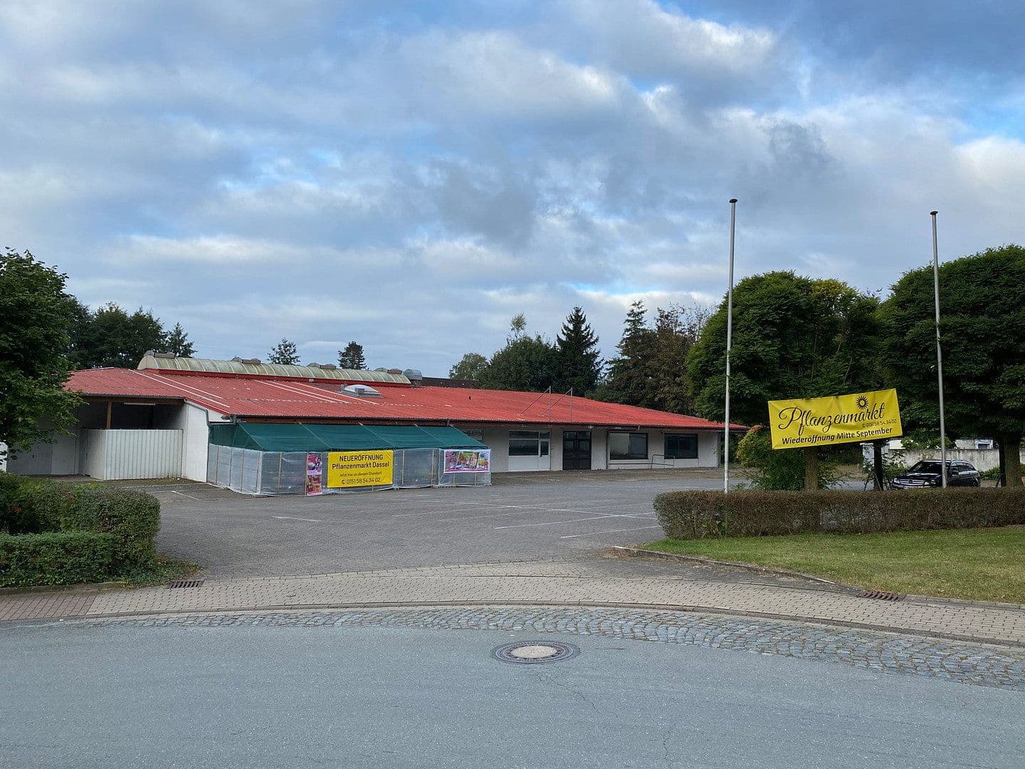 non-residential property to rent, 6,891 m², Bahnhofstraße 52, Dassel, Lower Saxony non-residential property to rent, 6,891 m², Bahnhofstraße 52, Dassel, Lower Saxony
