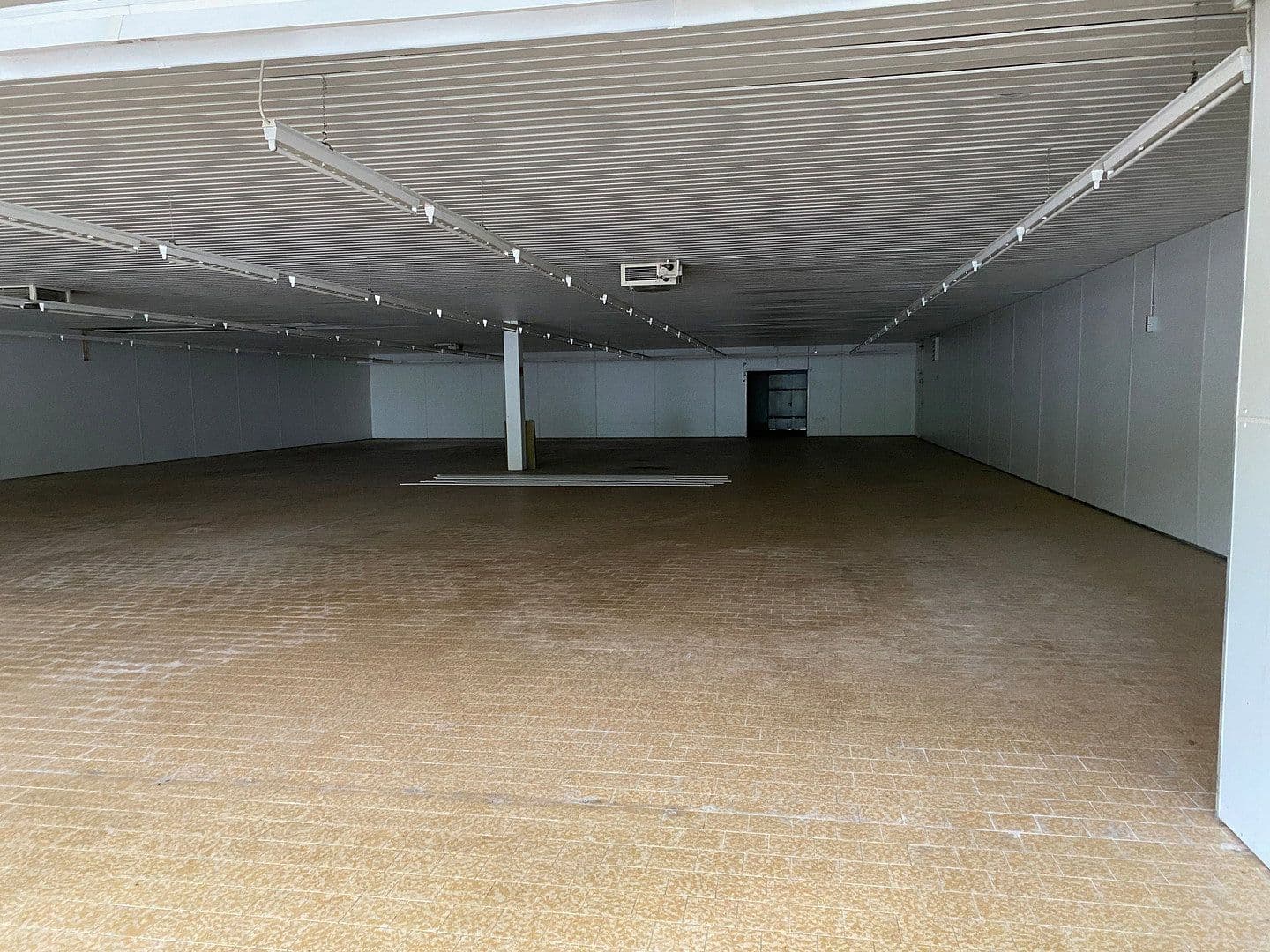 non-residential property to rent, 6,891 m², Bahnhofstraße 52, Dassel, Lower Saxony non-residential property to rent, 6,891 m², Bahnhofstraße 52, Dassel, Lower Saxony