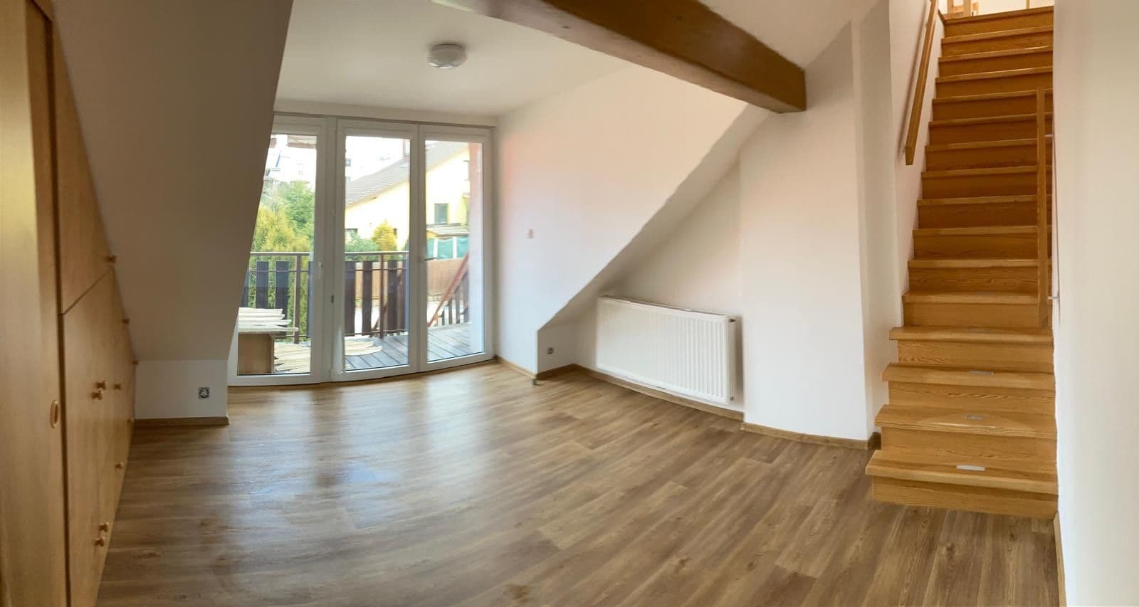 4 bedroom with open-plan kitchen flat to rent, 126 m², Osvoboditelů, Hlučín, Moravskoslezský Region 4 bedroom with open-plan kitchen flat to rent, 126 m², Osvoboditelů, Hlučín, Moravskoslezský Region