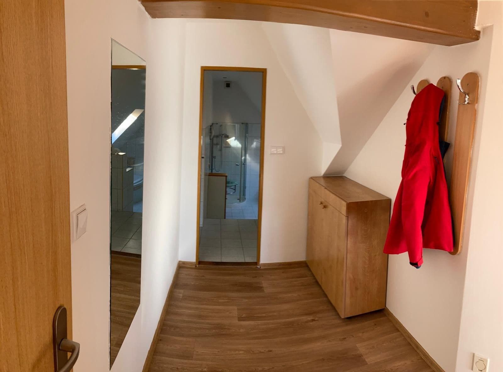 4 bedroom with open-plan kitchen flat to rent, 126 m², Osvoboditelů, Hlučín, Moravskoslezský Region 4 bedroom with open-plan kitchen flat to rent, 126 m², Osvoboditelů, Hlučín, Moravskoslezský Region