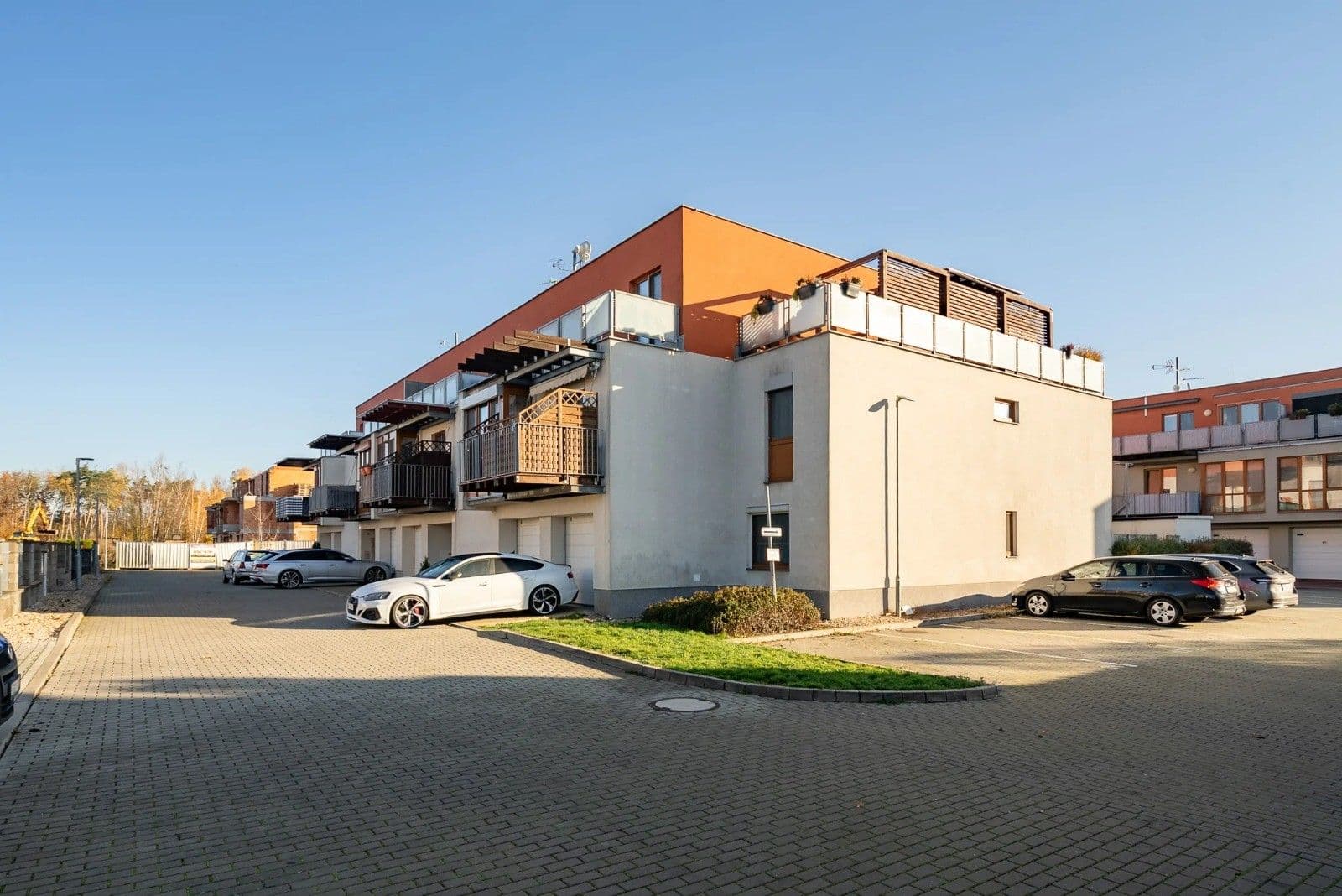 2 bedroom with open-plan kitchen flat for sale, 74 m², K Meteoru, Hradec Králové, Královéhradecký Region 2 bedroom with open-plan kitchen flat for sale, 74 m², K Meteoru, Hradec Králové, Královéhradecký Region
