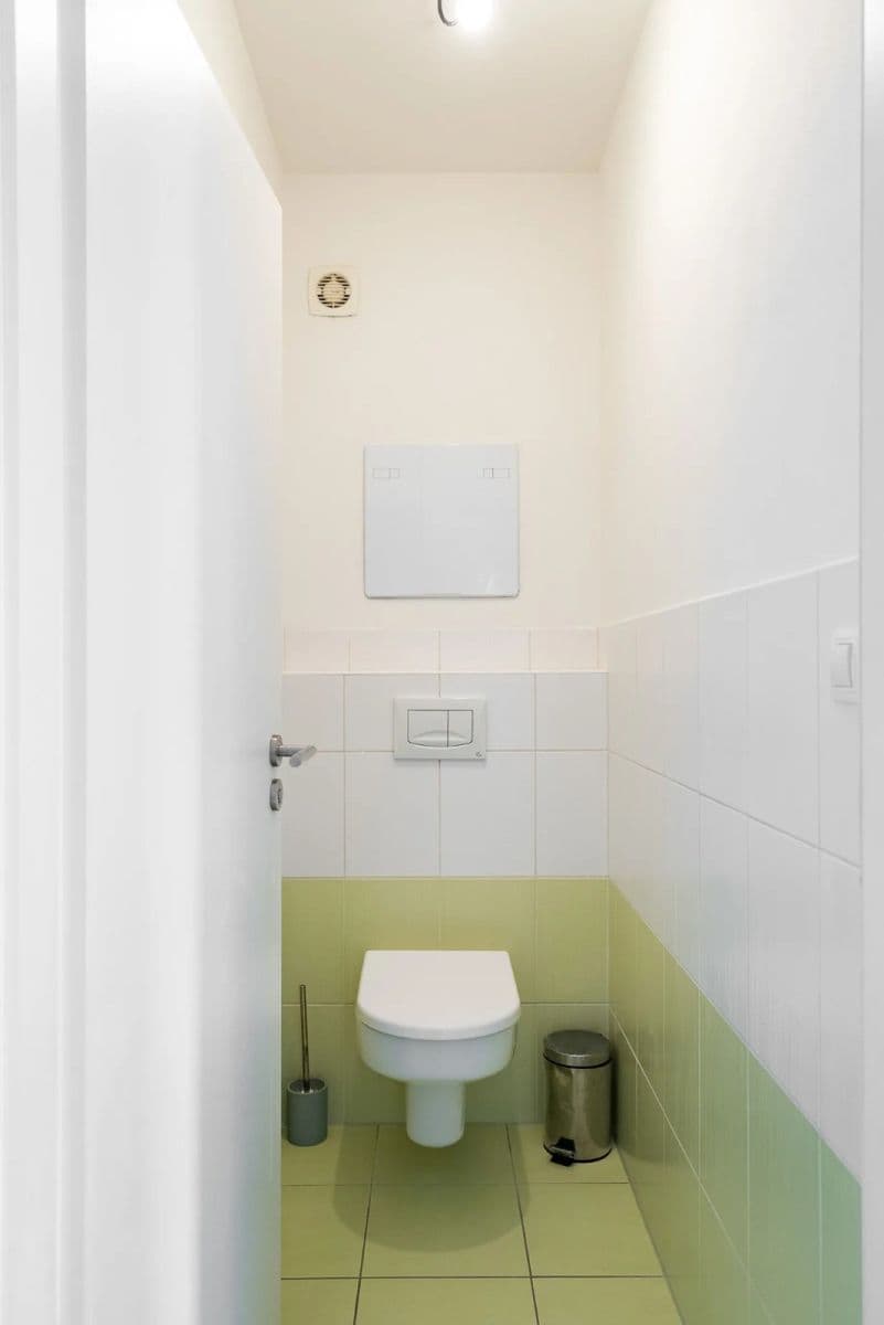 2 bedroom with open-plan kitchen flat for sale, 74 m², K Meteoru, Hradec Králové, Královéhradecký Region 2 bedroom with open-plan kitchen flat for sale, 74 m², K Meteoru, Hradec Králové, Královéhradecký Region