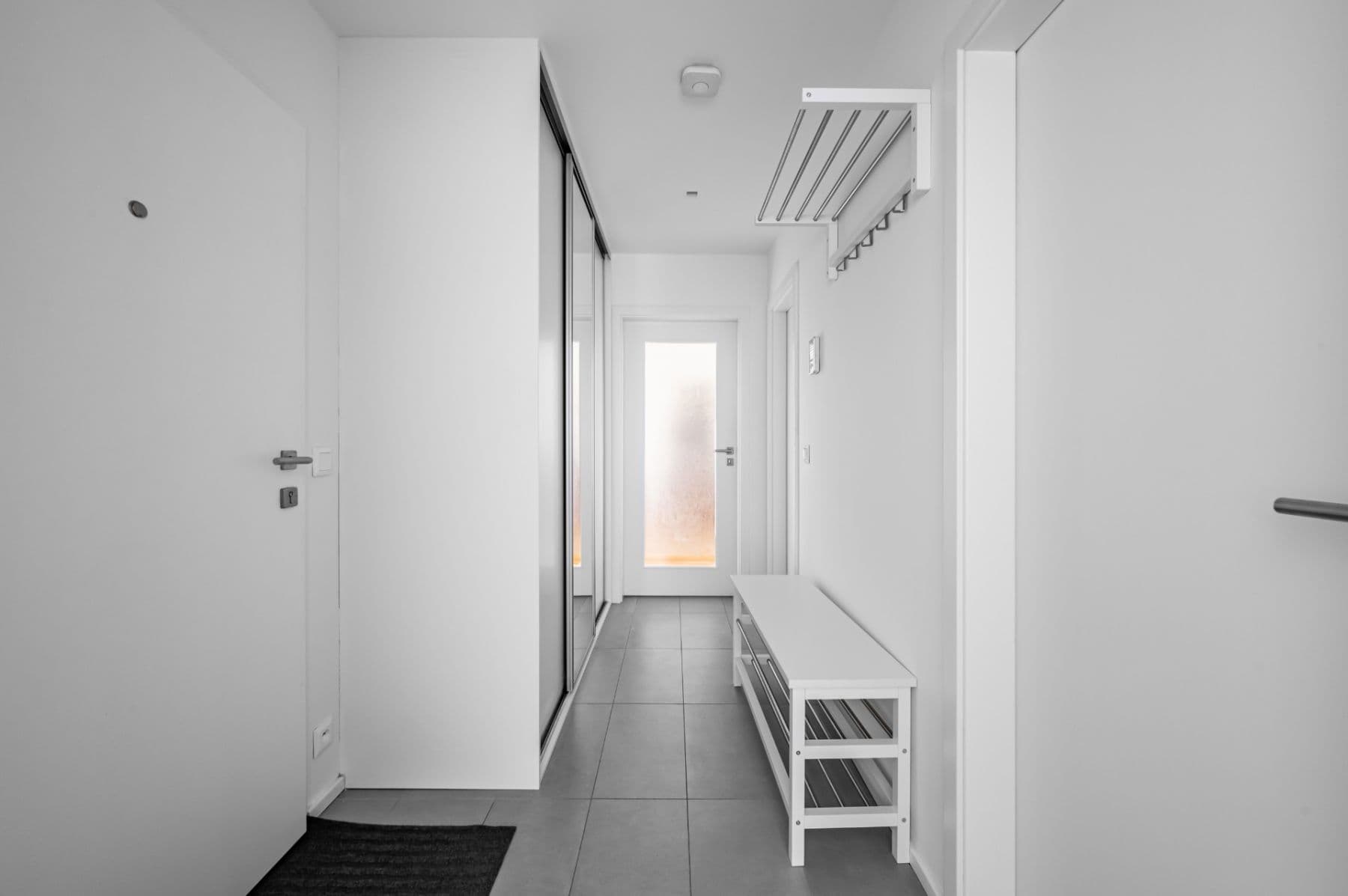 1 bedroom with open-plan kitchen flat to rent, 61 m², Altajská, Prague, Prague 1 bedroom with open-plan kitchen flat to rent, 61 m², Altajská, Prague, Prague