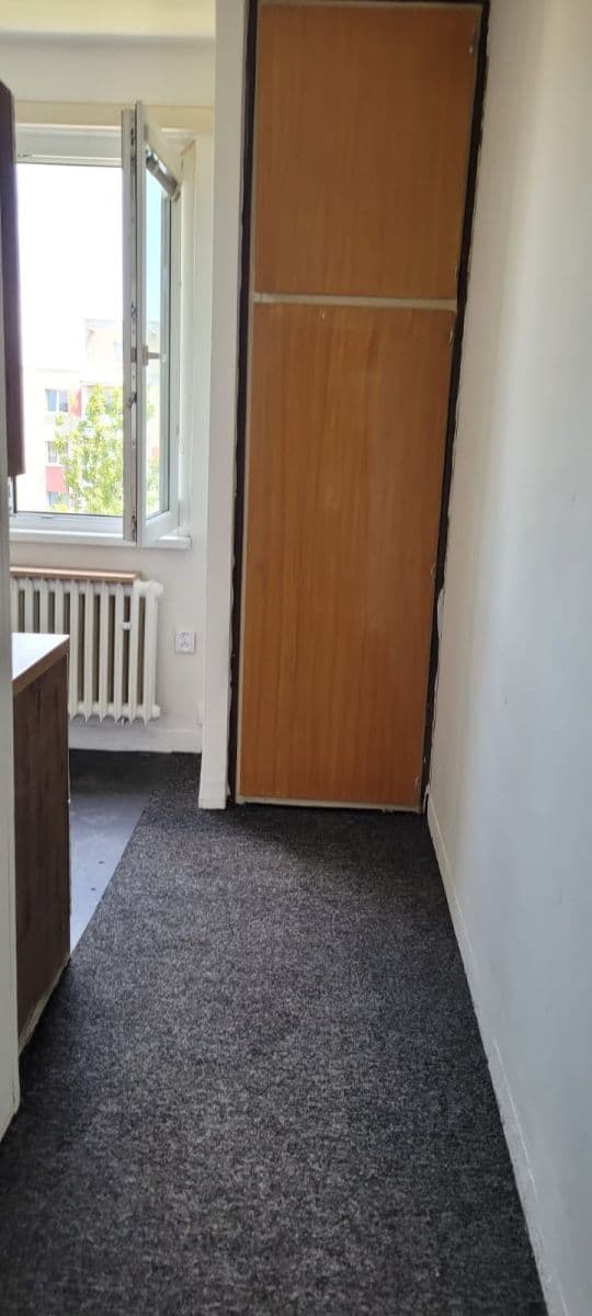 1 bedroom flat to rent, 44 m², tř. Kosmonautů, Olomouc, Olomoucký Region 1 bedroom flat to rent, 44 m², tř. Kosmonautů, Olomouc, Olomoucký Region