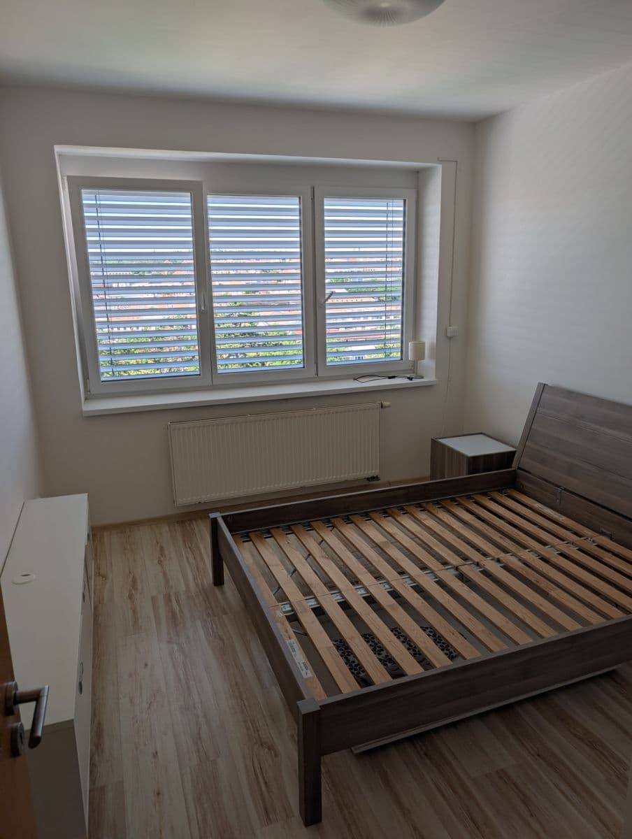 1 bedroom with open-plan kitchen flat to rent, 62 m², Kunzova, Brno, Jihomoravský Region 1 bedroom with open-plan kitchen flat to rent, 62 m², Kunzova, Brno, Jihomoravský Region