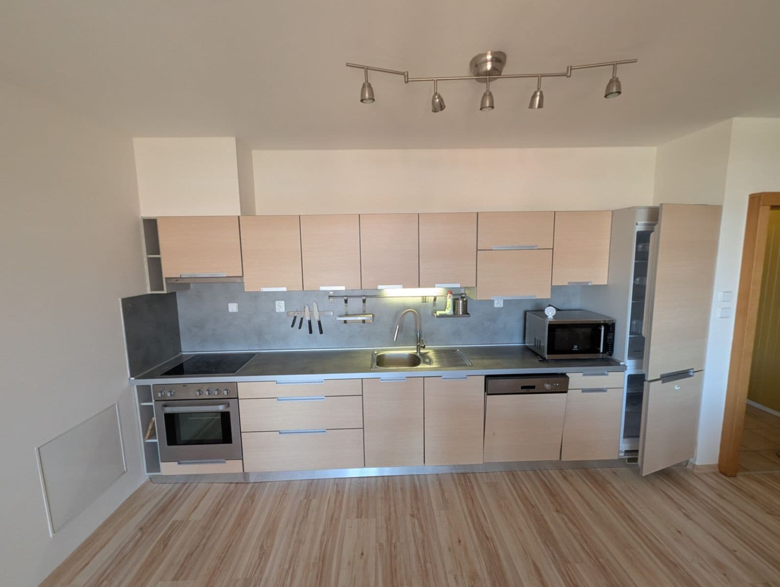 1 bedroom with open-plan kitchen flat to rent, 62 m², Kunzova, Brno, Jihomoravský Region 1 bedroom with open-plan kitchen flat to rent, 62 m², Kunzova, Brno, Jihomoravský Region