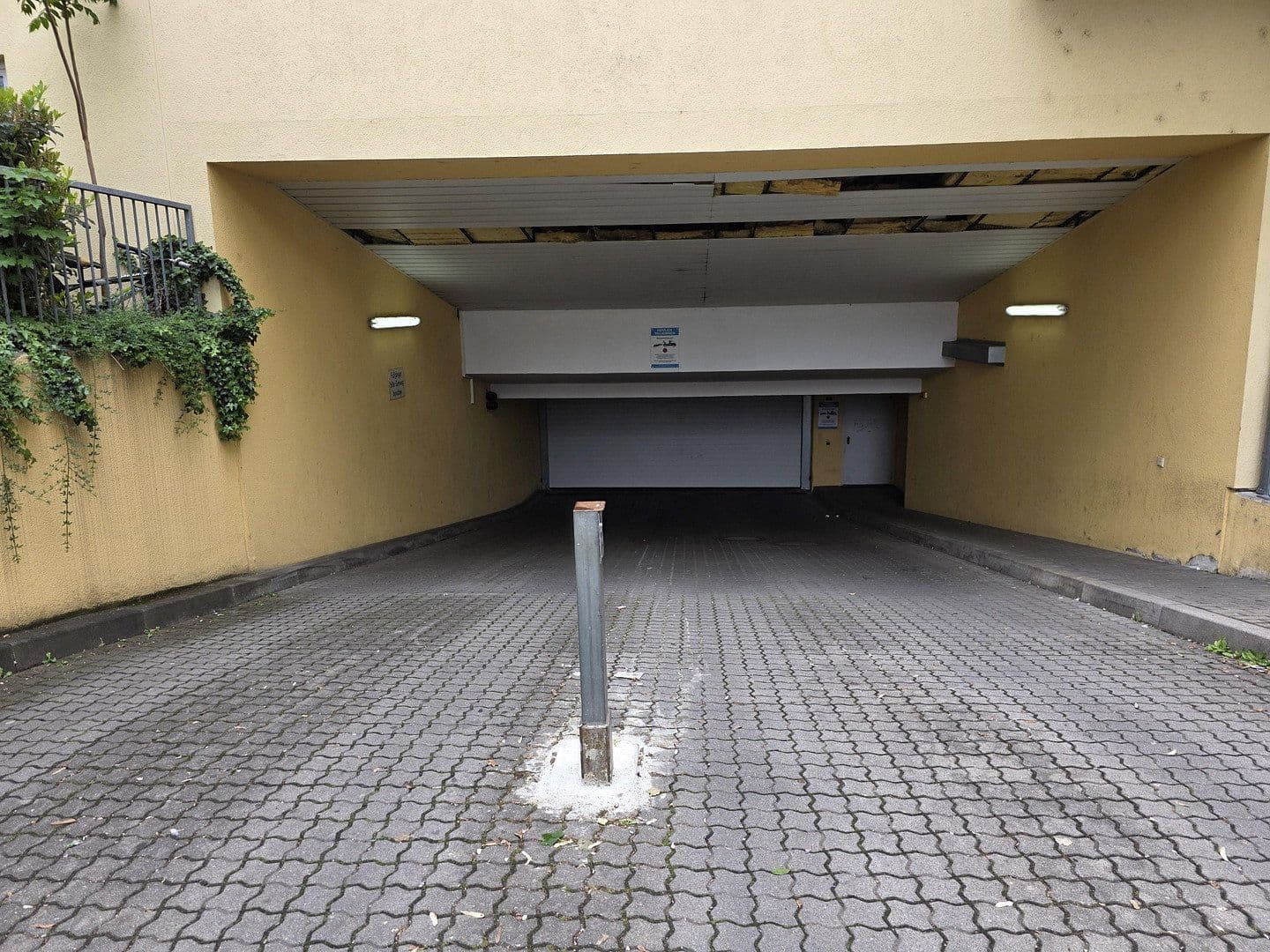 garage to rent, 0 m², Gießereistr. 12, Fürth, Bavaria garage to rent, 0 m², Gießereistr. 12, Fürth, Bavaria