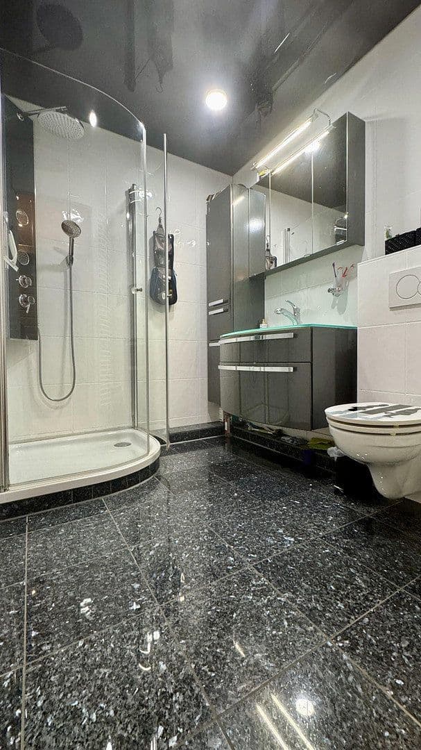 2 bedroom with open-plan kitchen flat for sale, 104 m², Ludwigshafen am Rhein, Rhineland-Palatinate 2 bedroom with open-plan kitchen flat for sale, 104 m², Ludwigshafen am Rhein, Rhineland-Palatinate