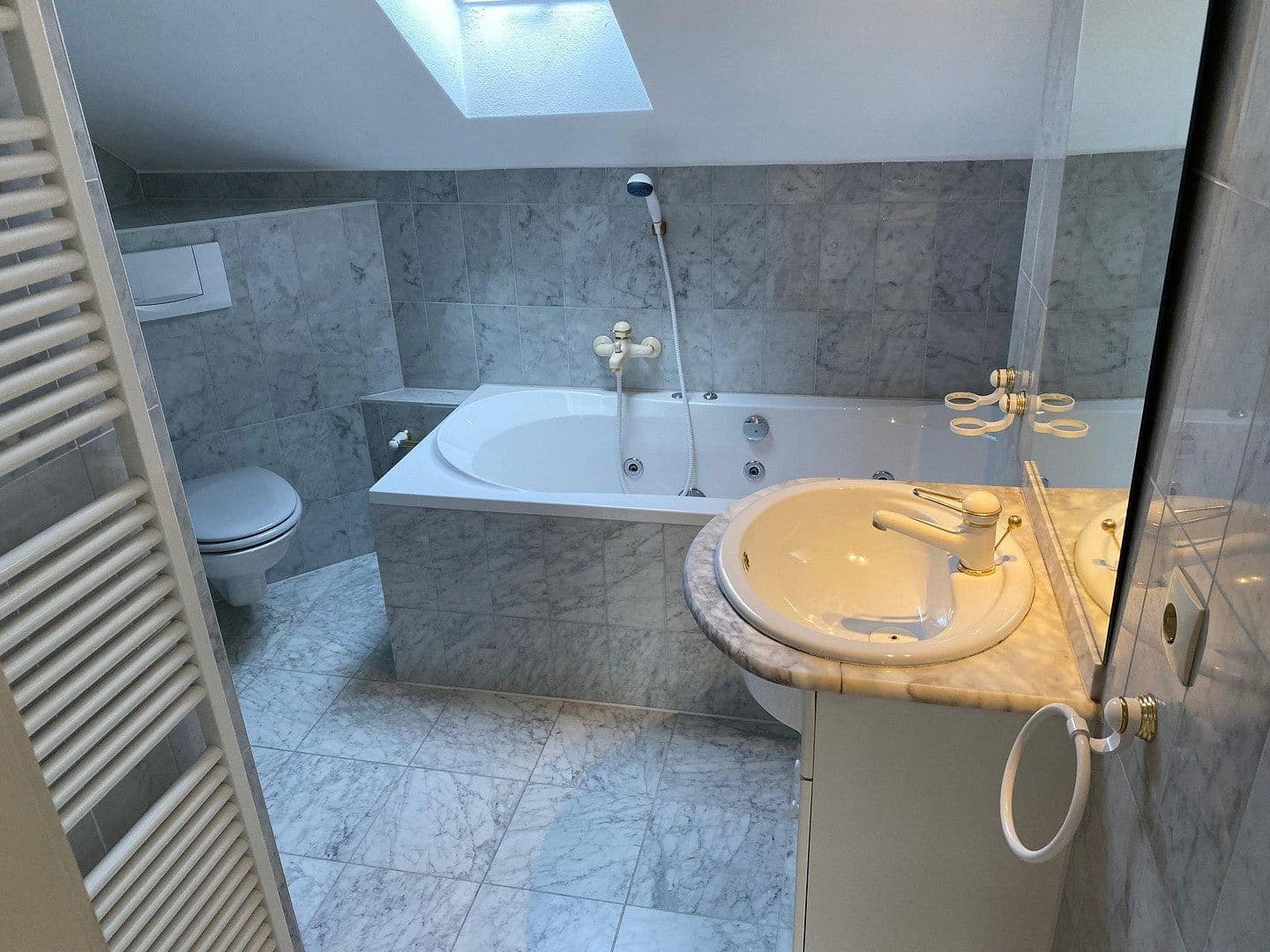 7 bedroom flat to rent, 200 m², Am Blütenhang 10, Bodman-Ludwigshafen, Baden-Württemberg 7 bedroom flat to rent, 200 m², Am Blütenhang 10, Bodman-Ludwigshafen, Baden-Württemberg