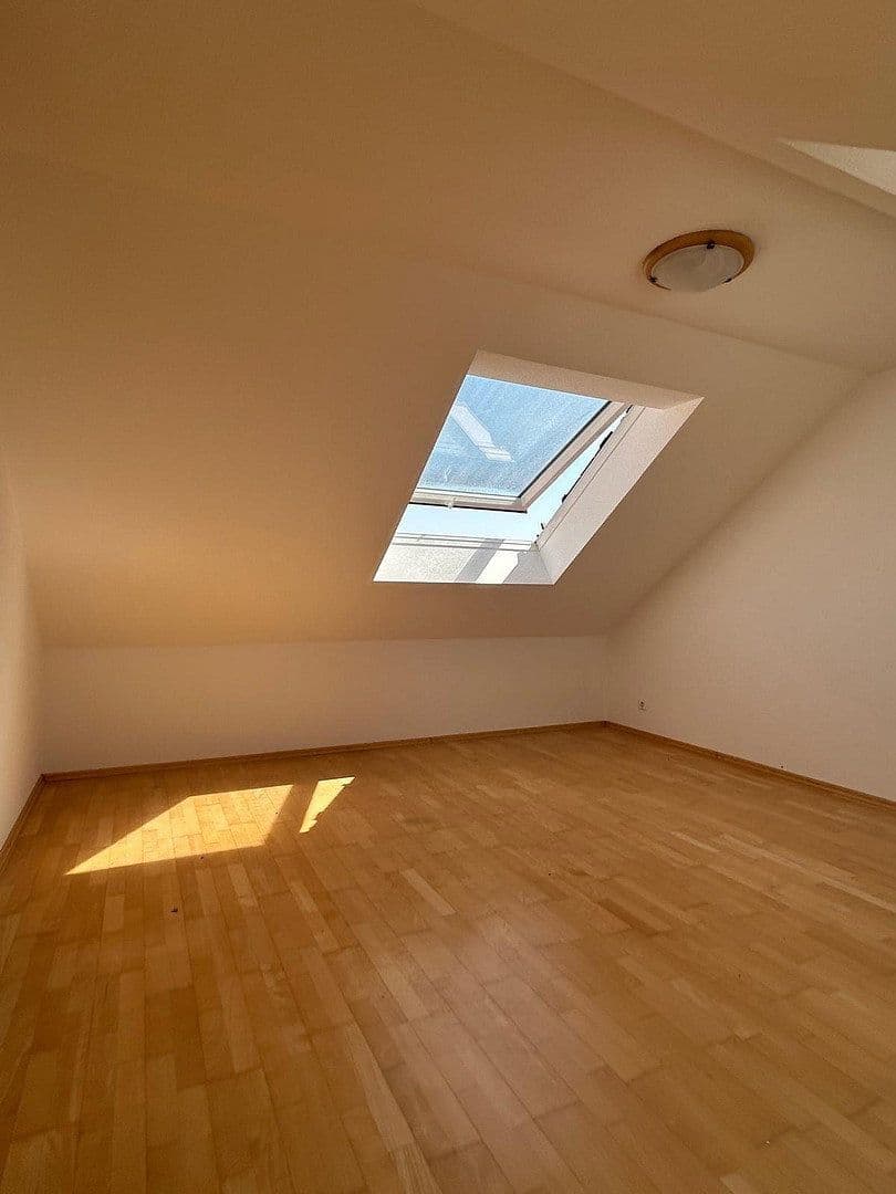 3 bedroom with open-plan kitchen flat for sale, 90 m², Clara-Schumann-Straße 34, Schwieberdingen, Baden-Württemberg 3 bedroom with open-plan kitchen flat for sale, 90 m², Clara-Schumann-Straße 34, Schwieberdingen, Baden-Württemberg