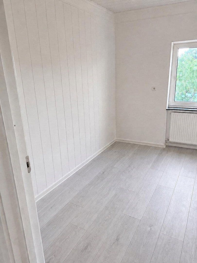 4 bedroom flat to rent, 98 m², Peter-Siemeister-Straße, Neuwied, Rhineland-Palatinate 4 bedroom flat to rent, 98 m², Peter-Siemeister-Straße, Neuwied, Rhineland-Palatinate