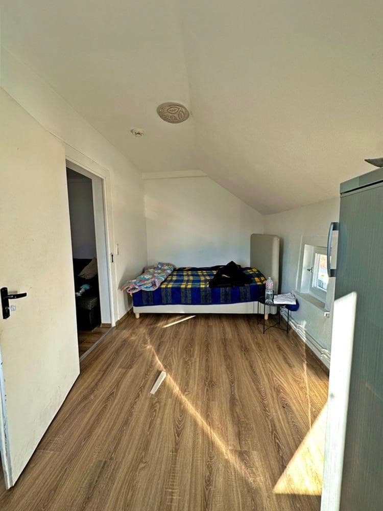4 bedroom with open-plan kitchen flat to rent, 122 m², Bahnhofstraße 14, Dußlingen, Baden-Württemberg 4 bedroom with open-plan kitchen flat to rent, 122 m², Bahnhofstraße 14, Dußlingen, Baden-Württemberg