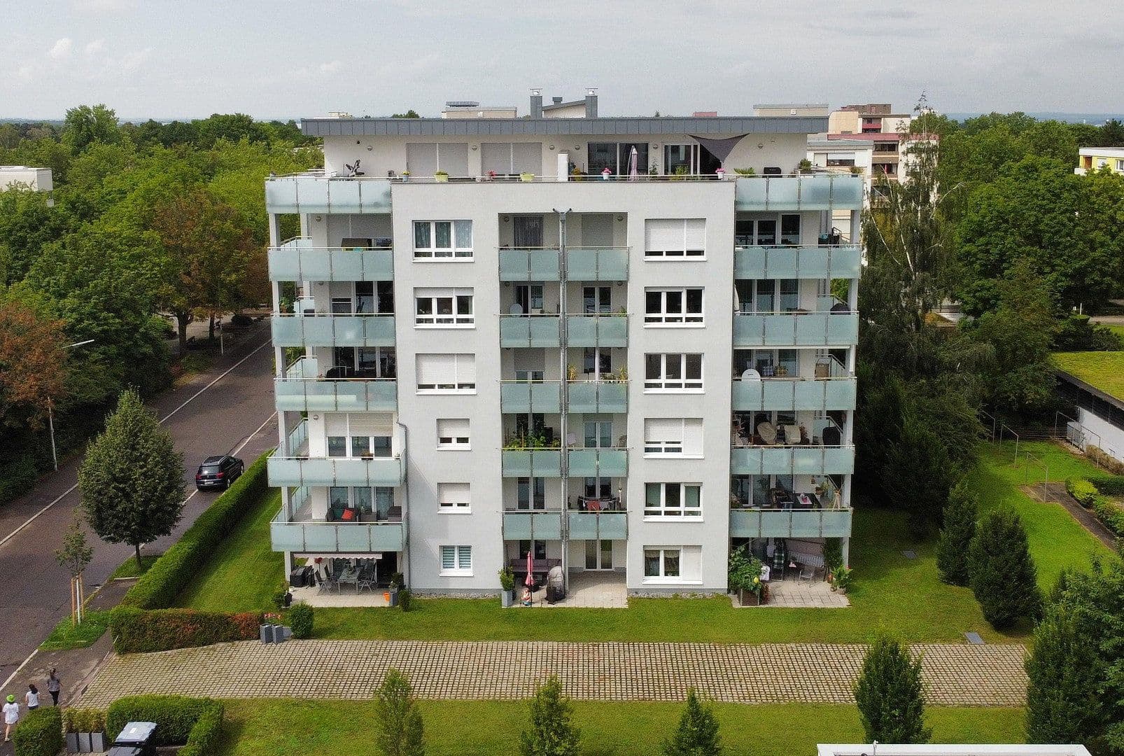 2 bedroom with open-plan kitchen flat to rent, 86 m², Pfaffenhofener Straße 10, Heilbronn-Böckingen, Baden-Württemberg 2 bedroom with open-plan kitchen flat to rent, 86 m², Pfaffenhofener Straße 10, Heilbronn-Böckingen, Baden-Württemberg